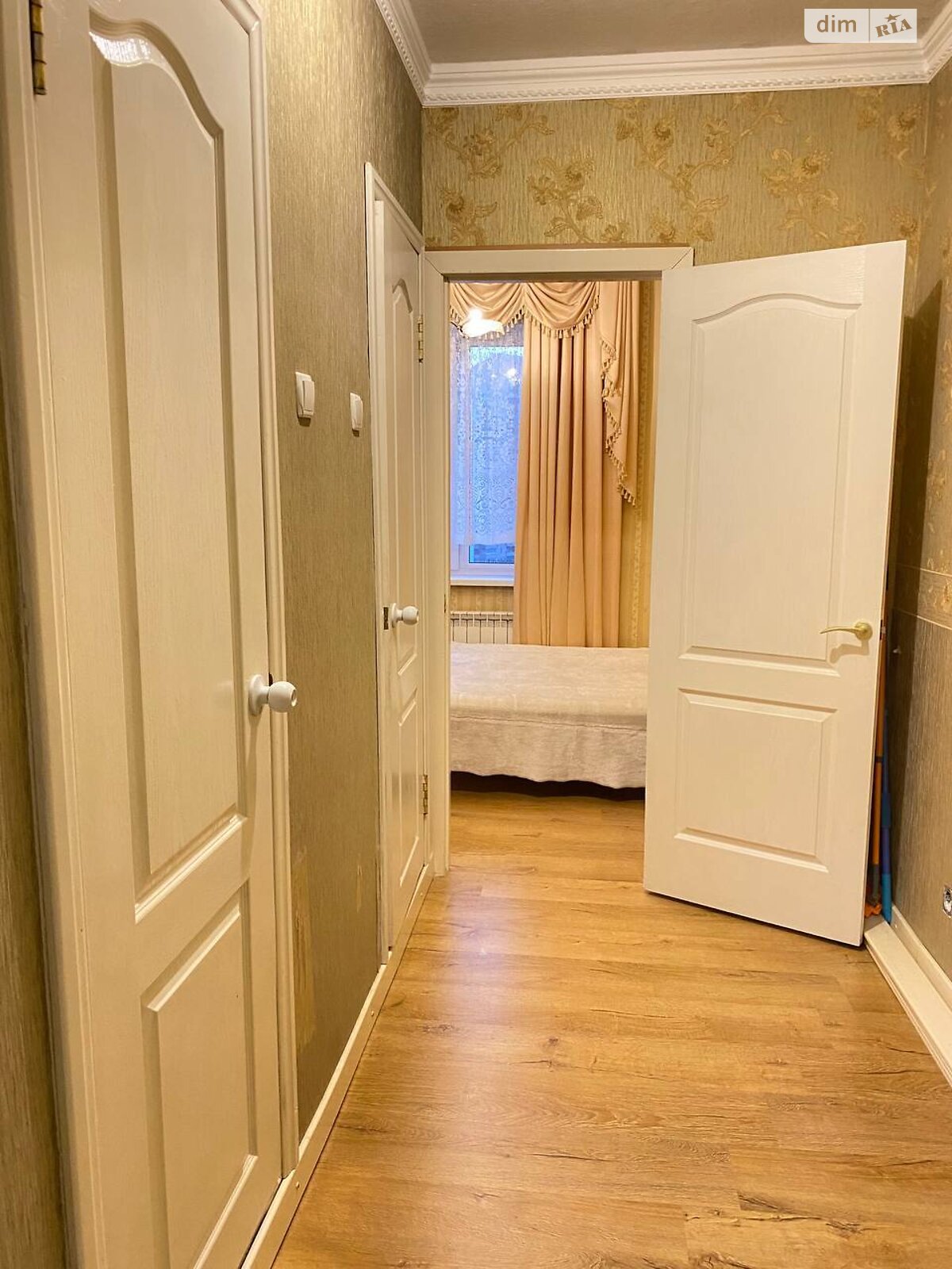 1-Bedroom Apartment near Oskorkky Metro, Poznyaki District