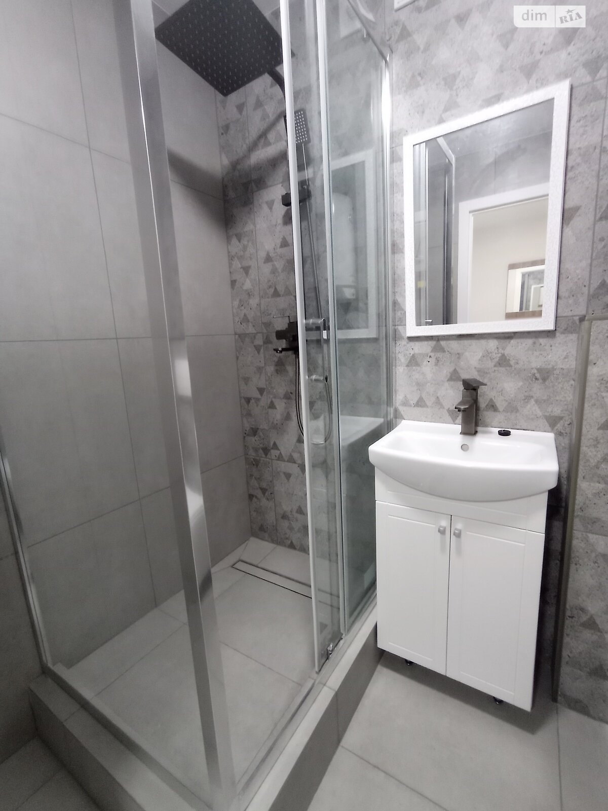 1-bedroom apartment on Yangelya Street, new renovation, fully furnished