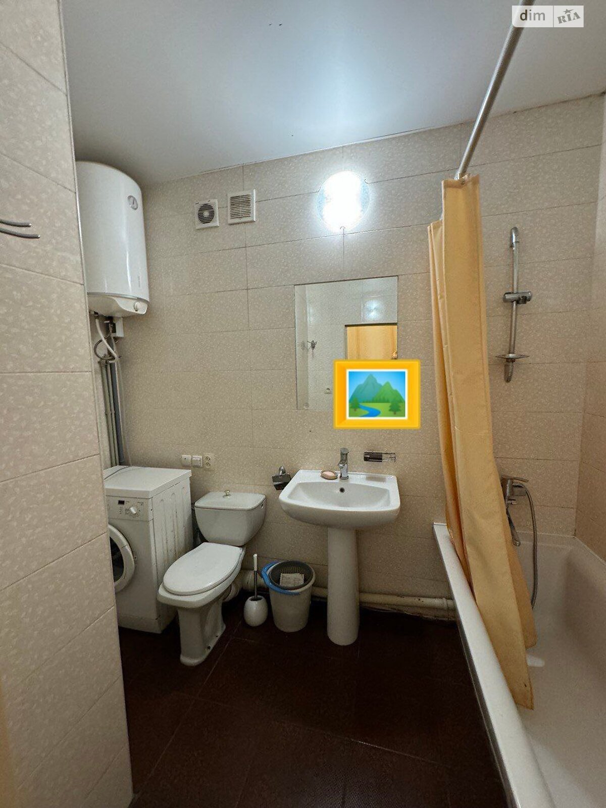 1-Room Apartment at Polia 85, Pet-Friendly with Bomb Shelter