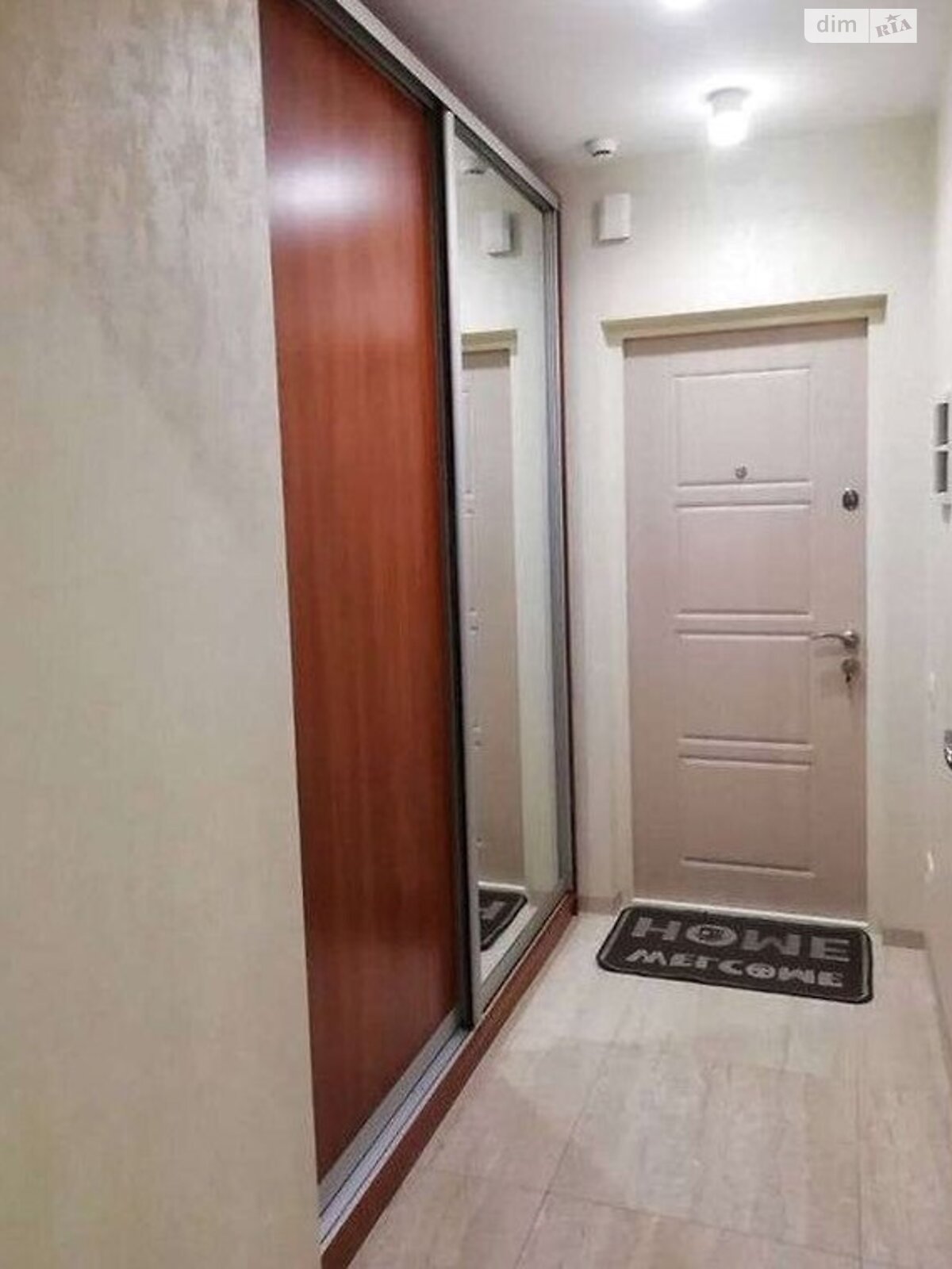 Furnished Studio Apartment with Modern Amenities near Akademmistechko Metro