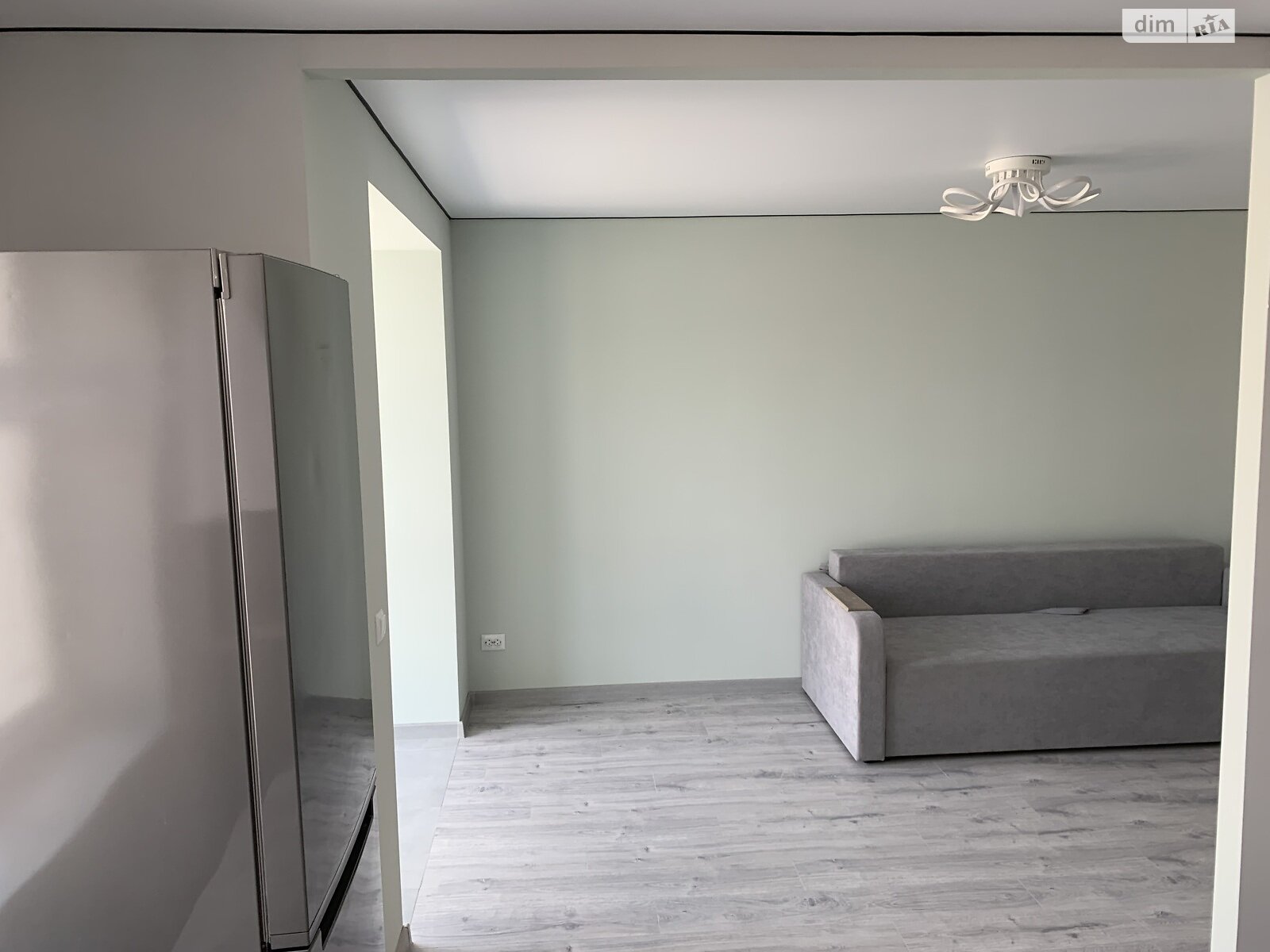 Modern Apartment with Designer Interior in Convenient Location