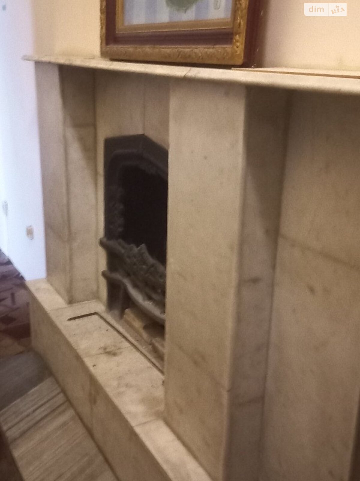 4-Room Apartment in City Center near New Market and Park