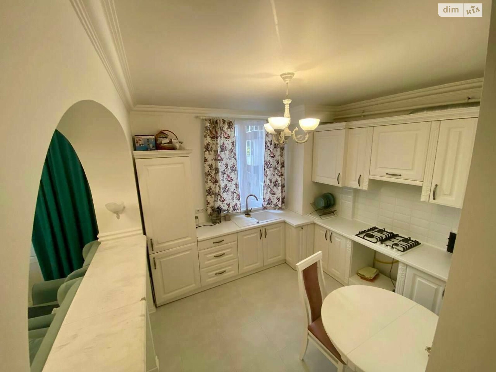 2-bedroom apartment in Lviv, Shevchenko Street, near city center