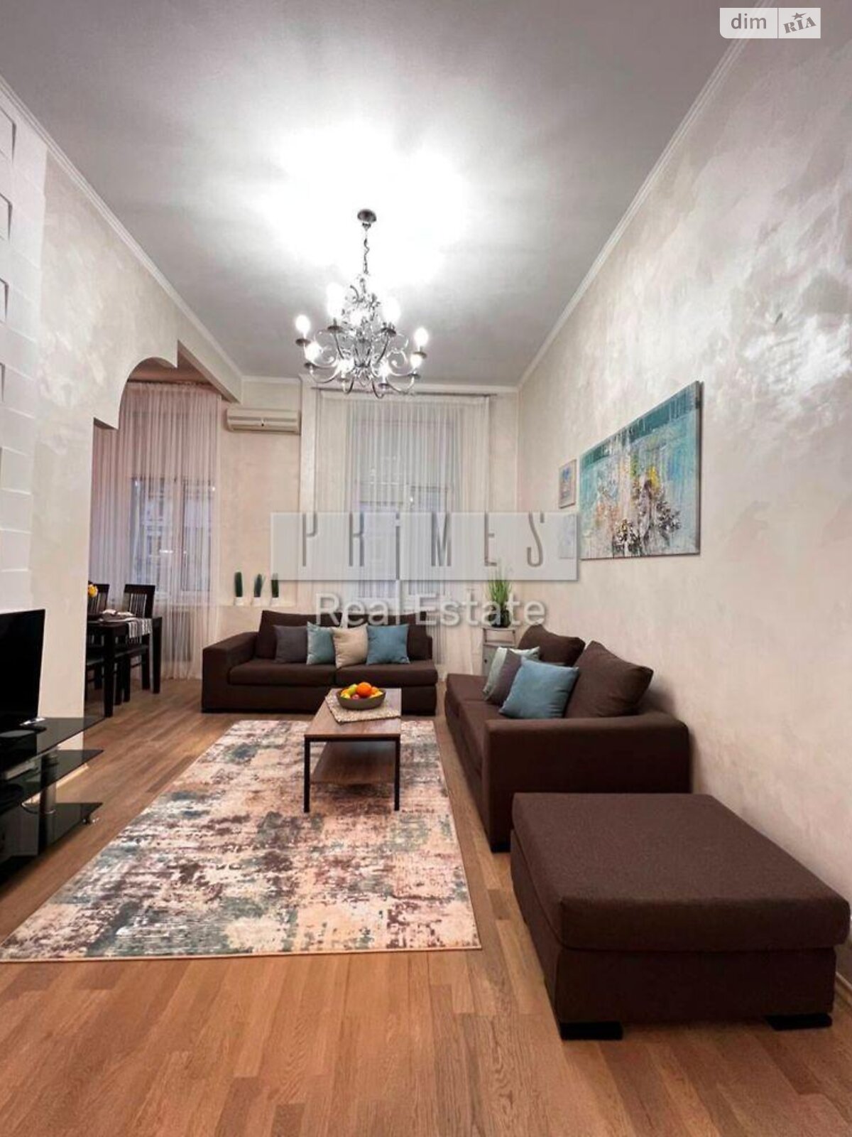 Cozy Apartment near Golden Gate in Kyiv City Center