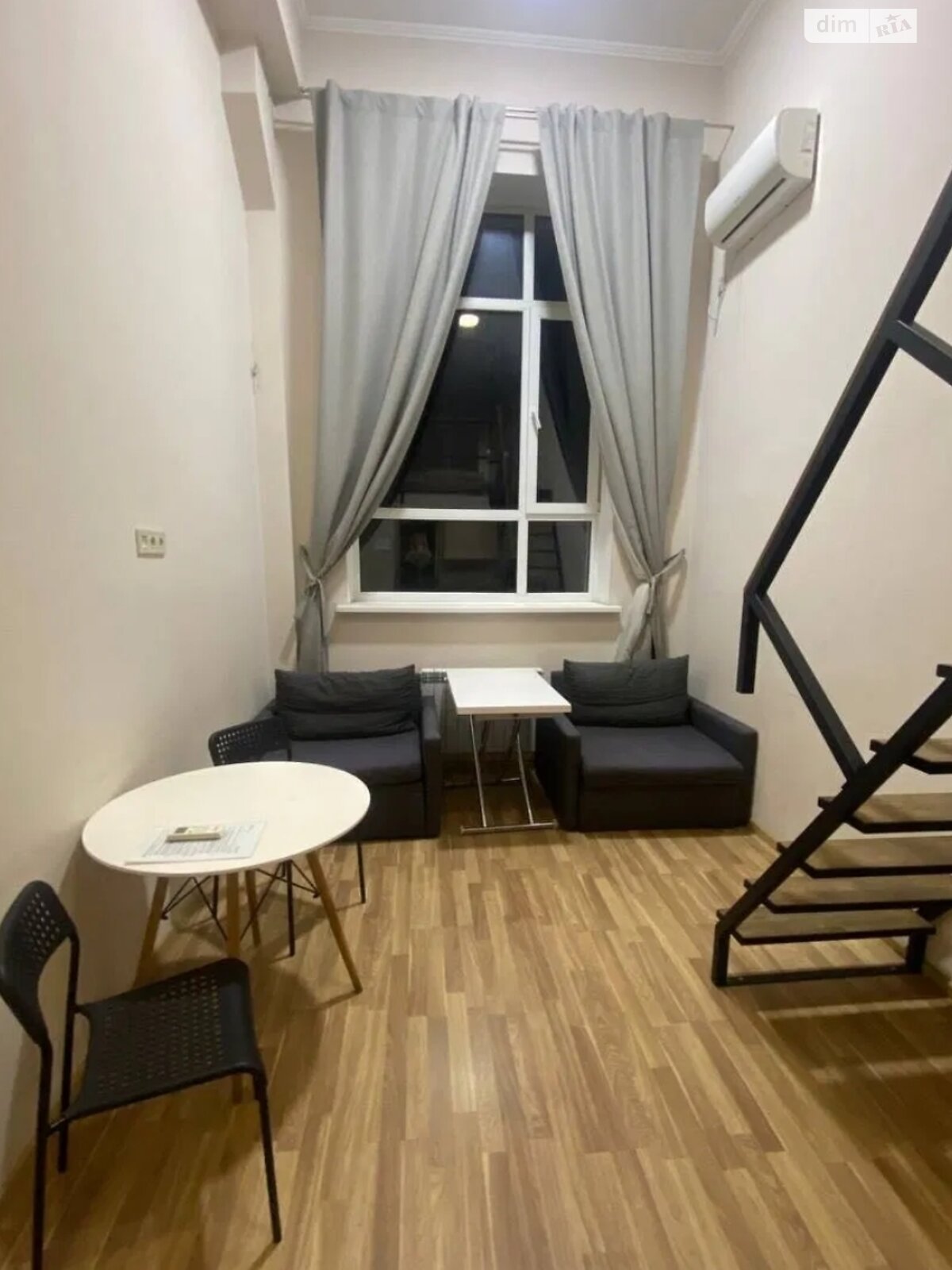Two-Level Studio Apartment near Beresteiska and Shuliavska Metro Stations