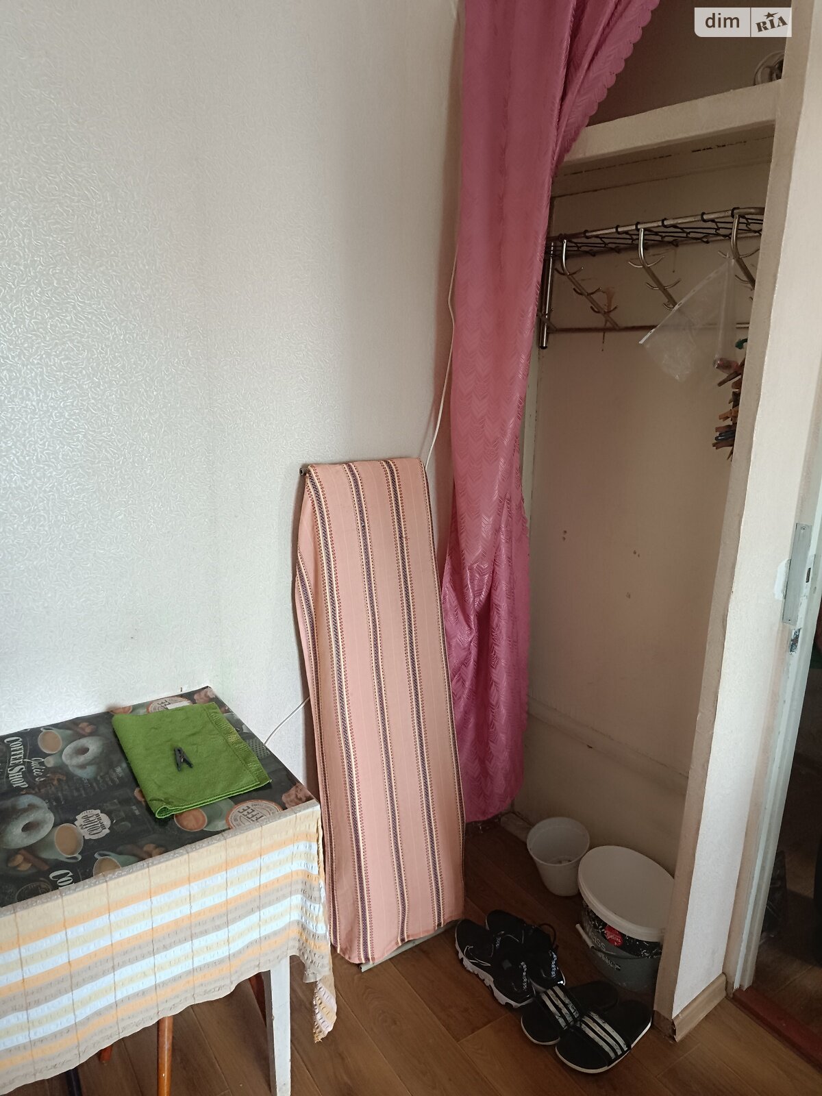 Small-sized apartment with basic renovation and essential amenities