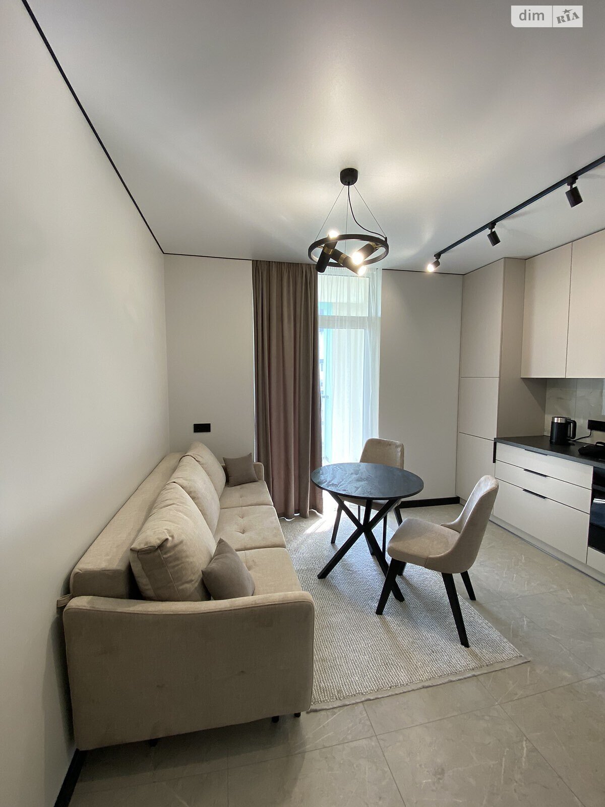 1-bedroom apartment in Leopold Town complex near Stryi bus station
