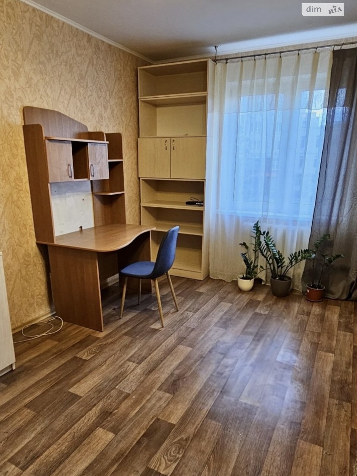 1-комнатная квартира с раздельными комнатами и кухней на улице Закревского