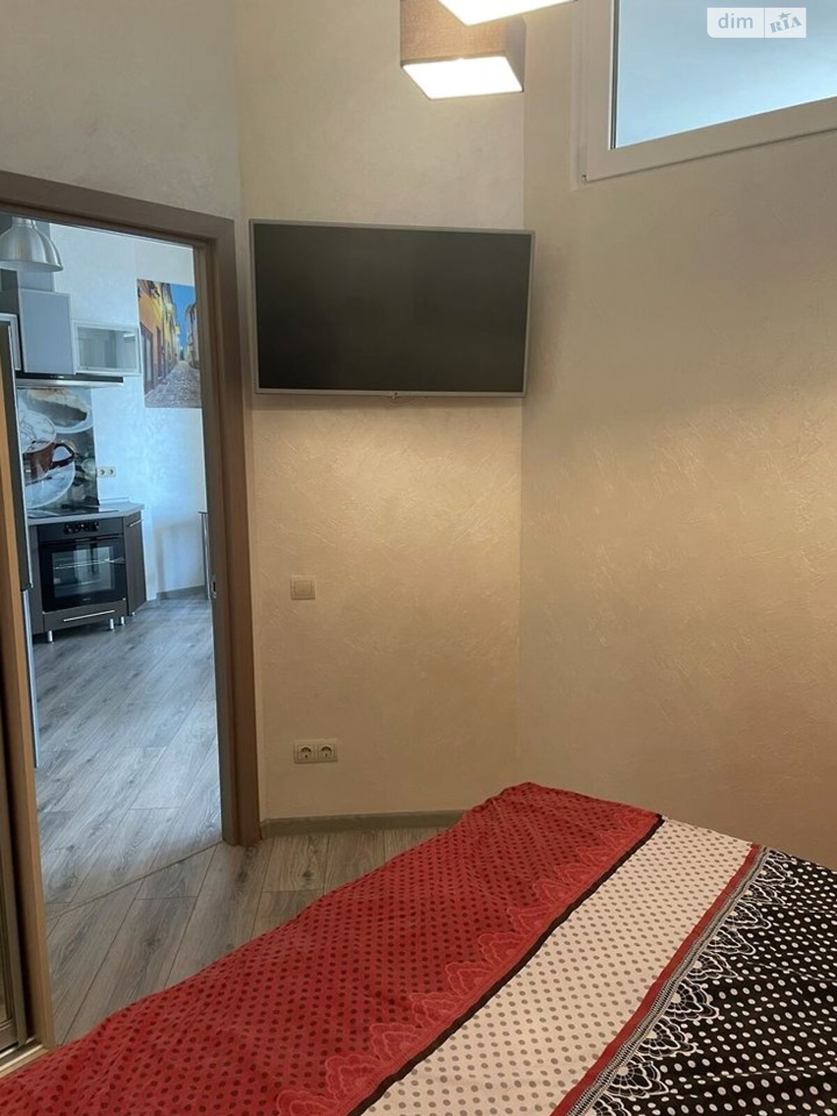 Cozy Studio Apartment with Full Furnishings