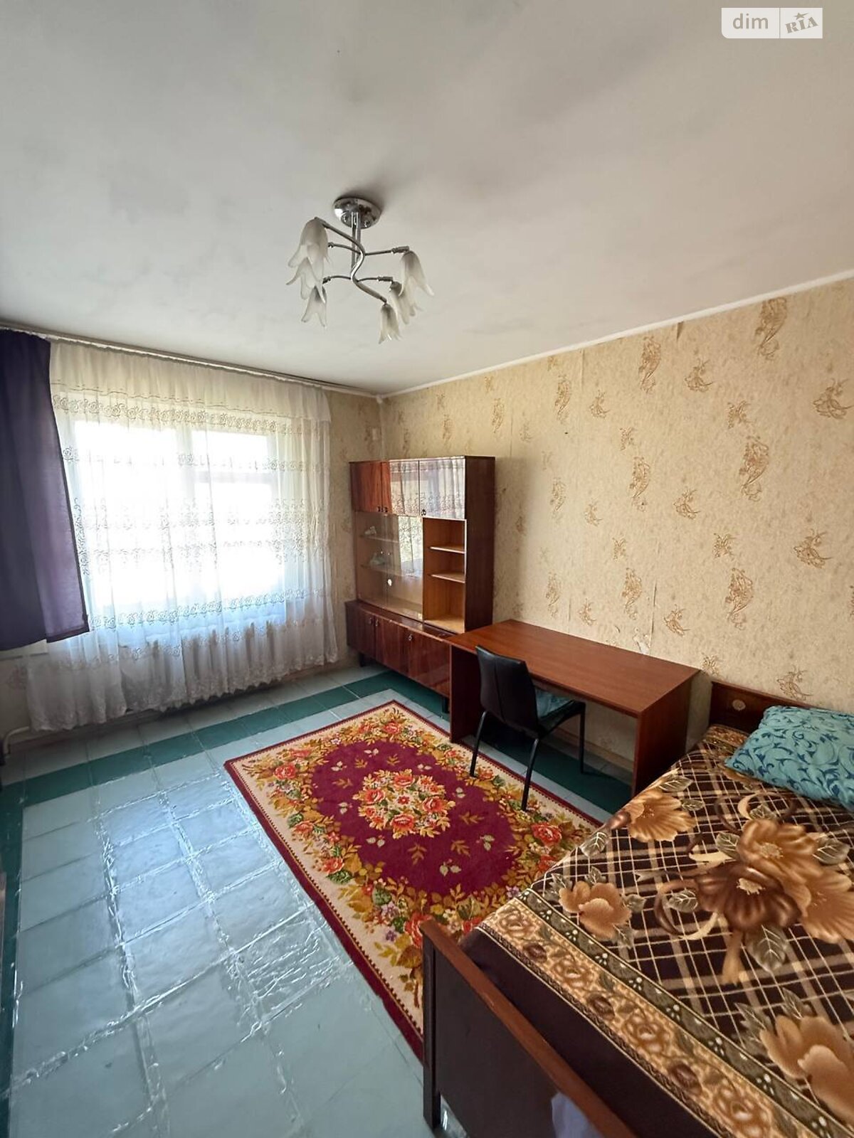 2-Room Apartment with Separate Rooms