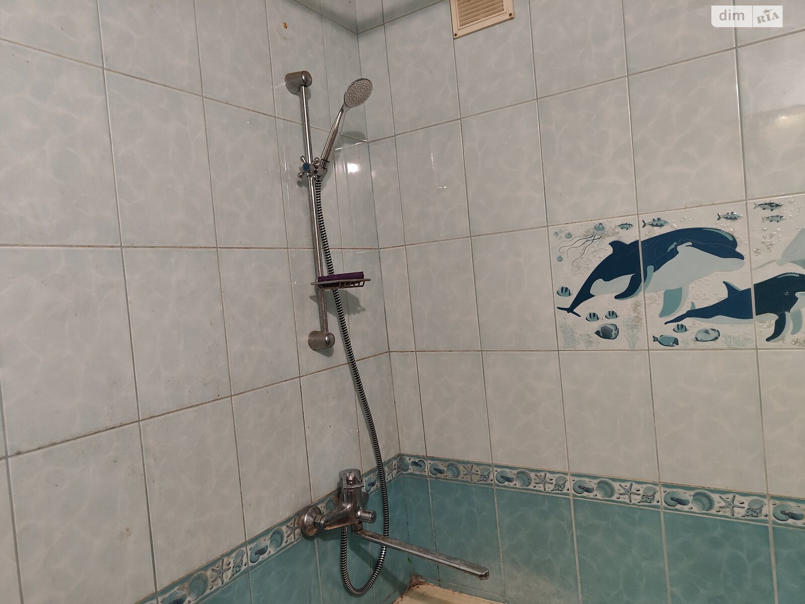 Two-room apartment near Armeyskaya metro, second floor
