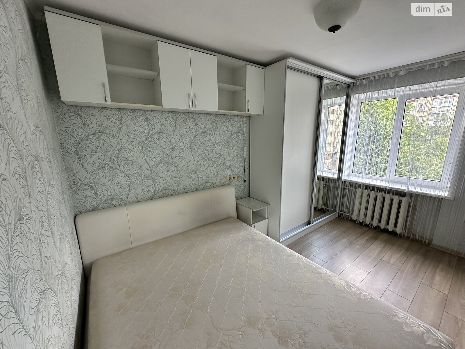 2-Room Apartment near Park, Suitable for Couple/Students