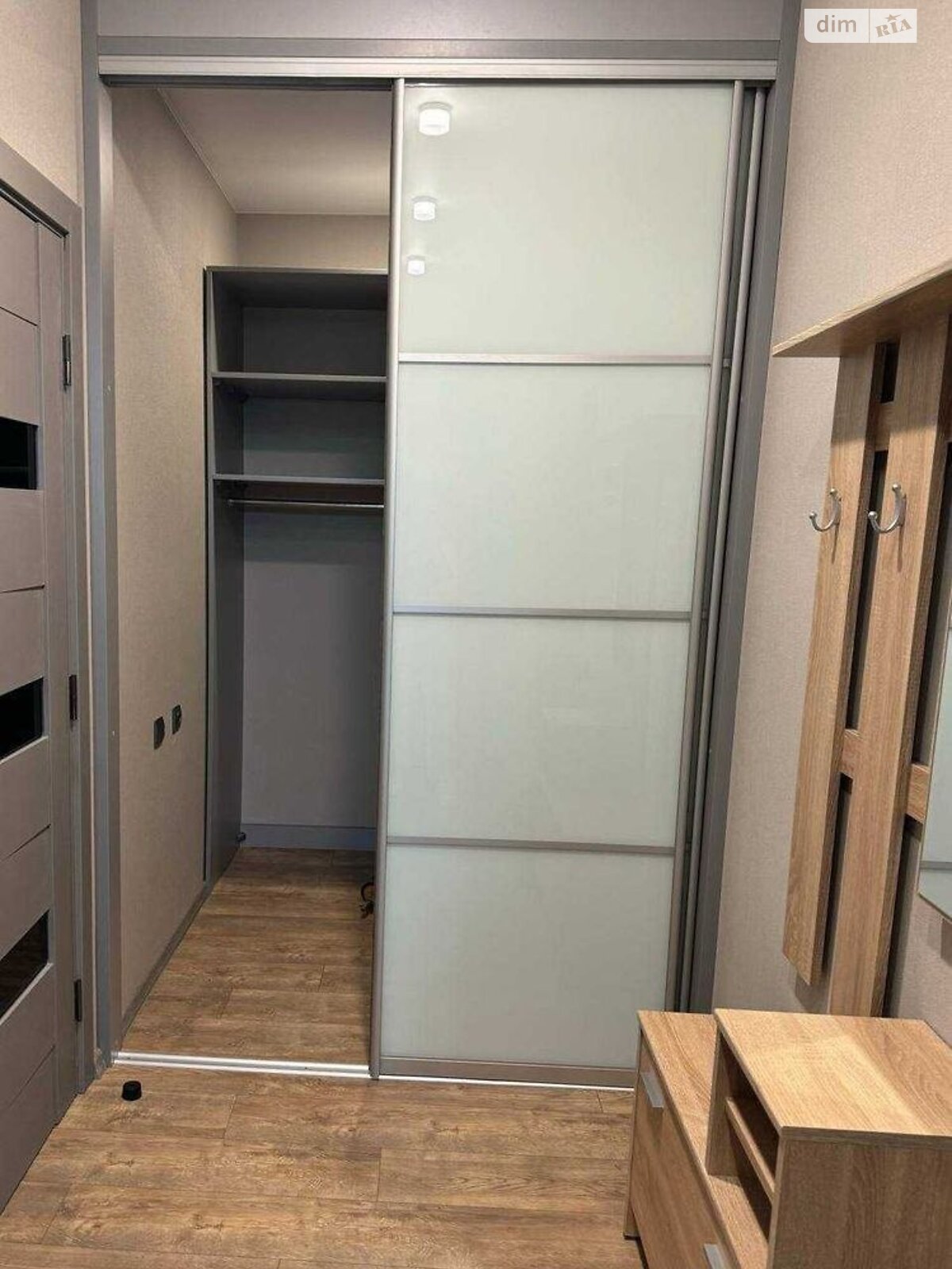 Long-term rental of a 1-room apartment on Starokostiantynivske Highway 2P