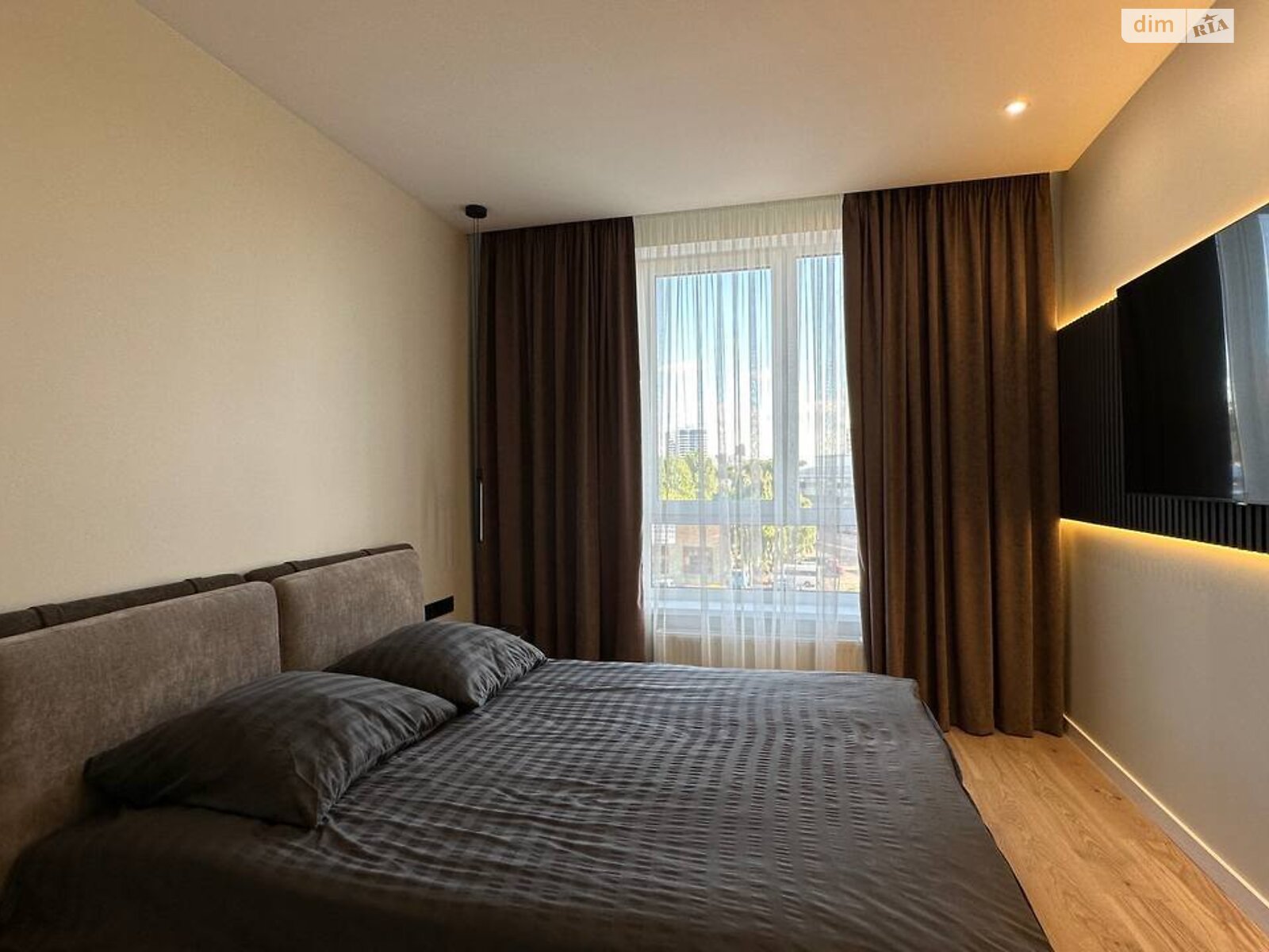 2-Bedroom Apartment in SOTA DUET Business Class Complex
