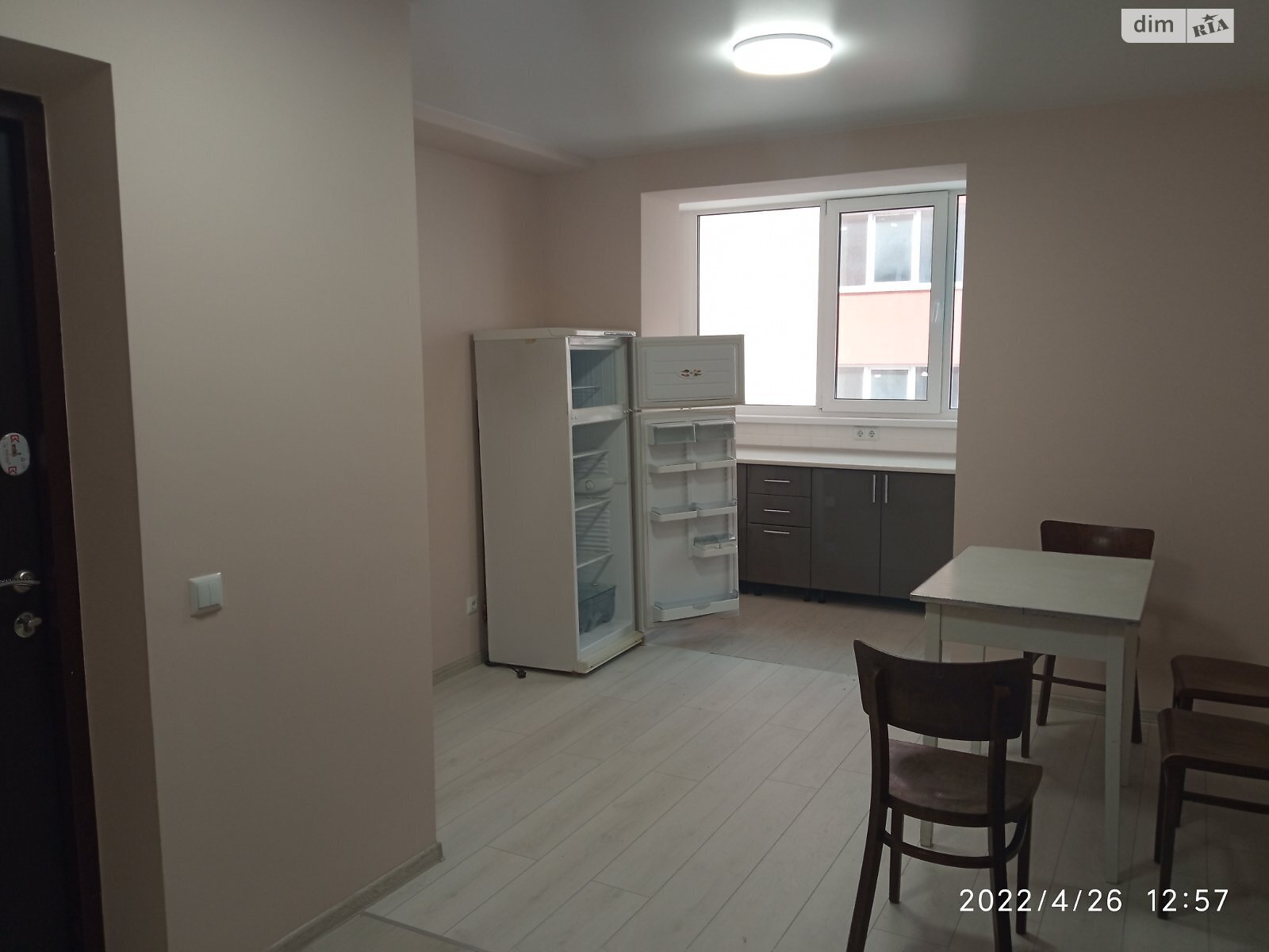2-room apartment in Zamostya district near market and schools