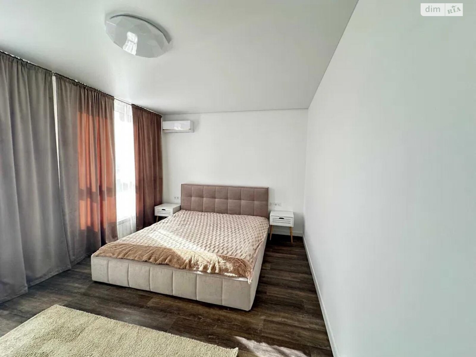 3-bedroom apartment in DOCK 32 residential complex with Dnieper view