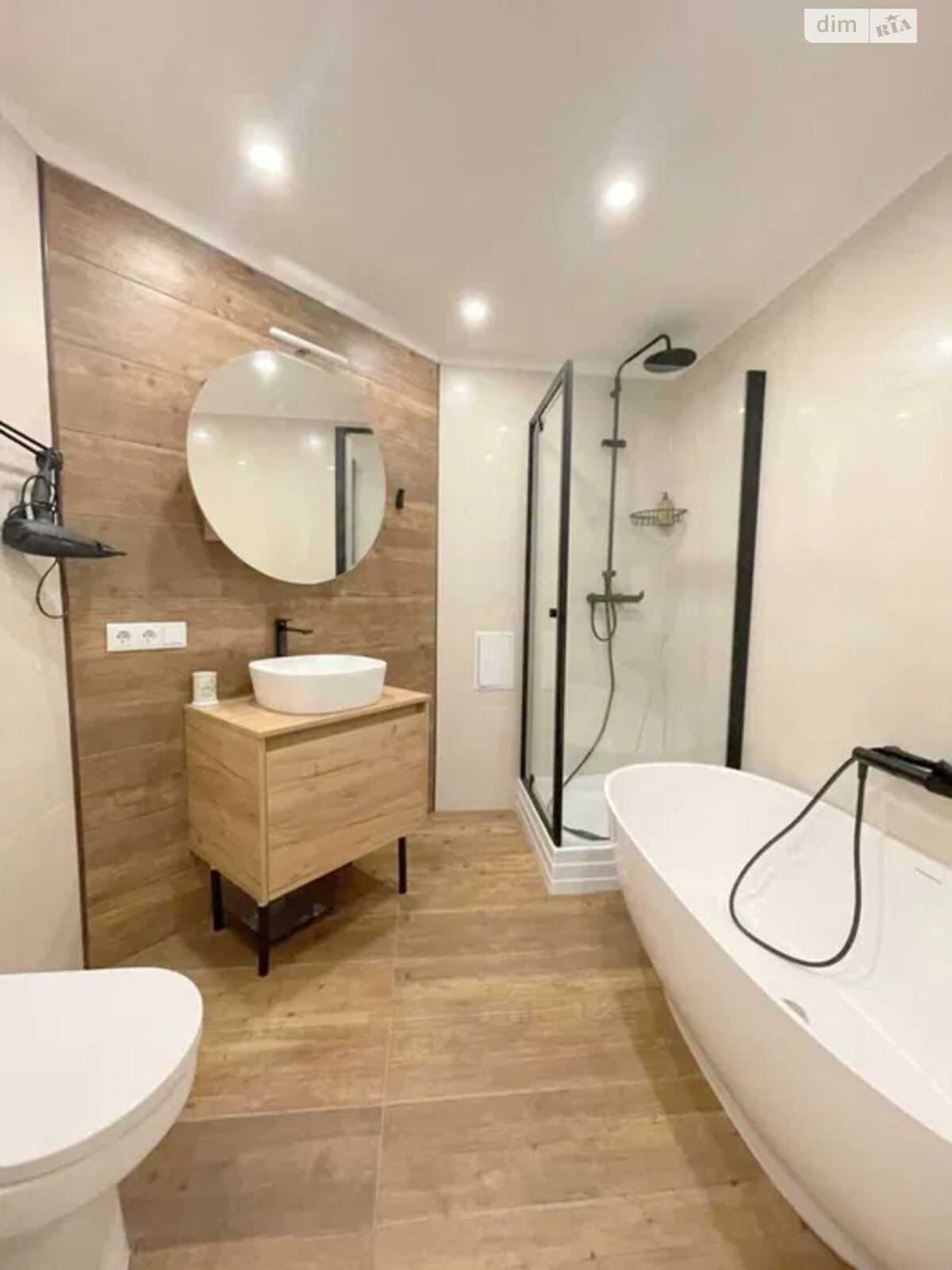 2-Room Apartment on Beresteysky Avenue, Fully Furnished