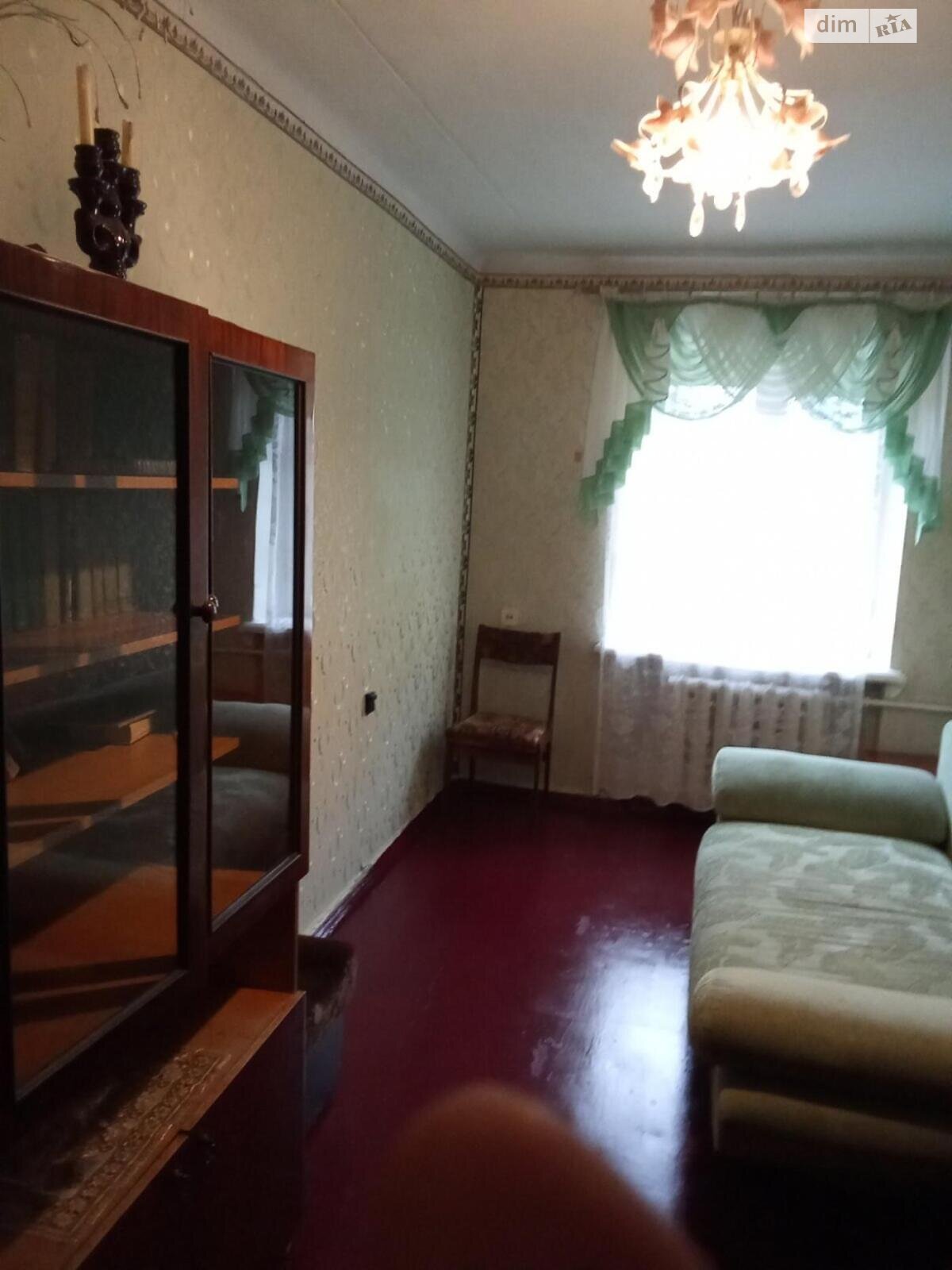 3-Room Apartment on Sobornosti Street, Furnished with Internet and Cable TV