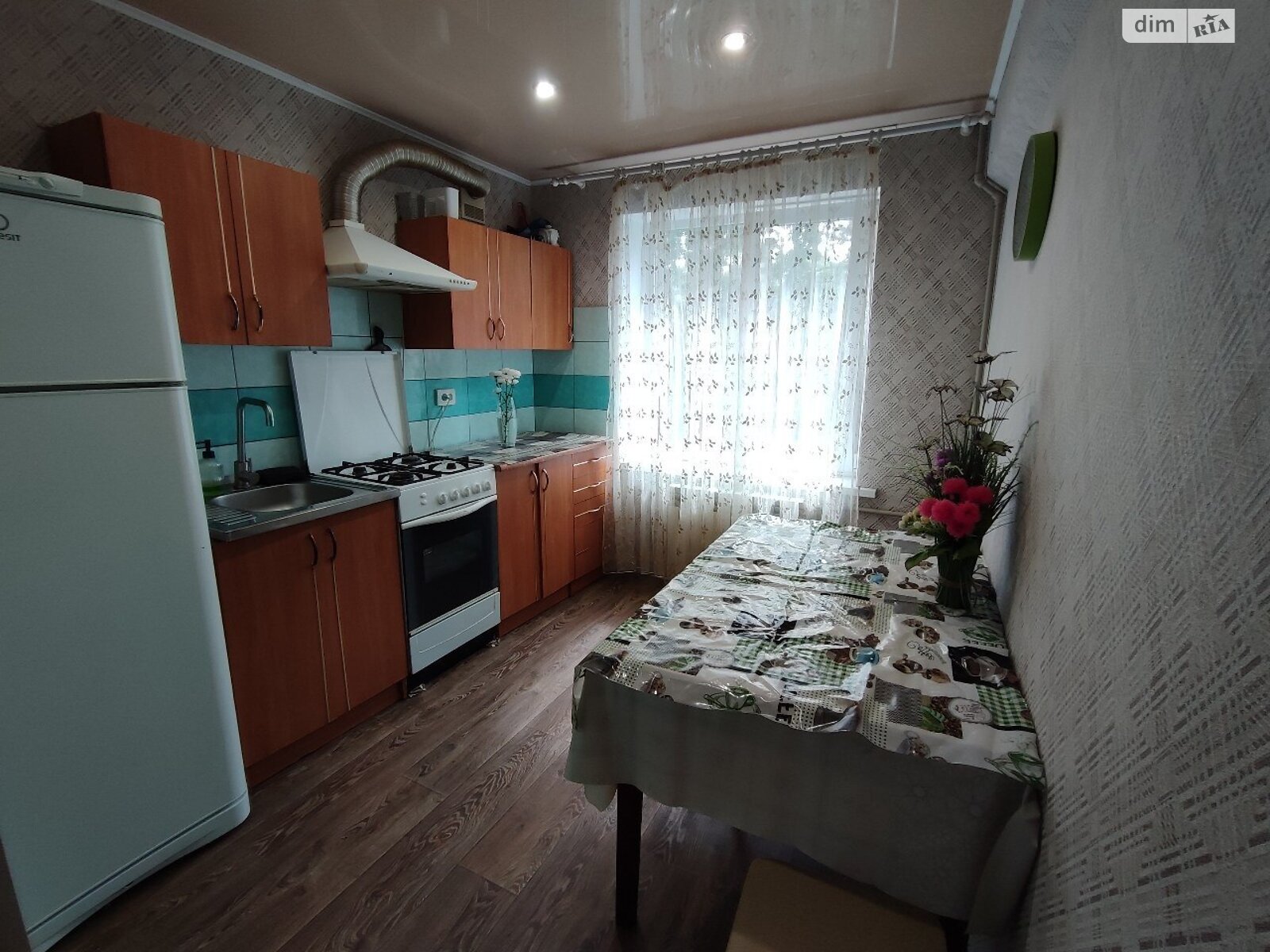 2-Room Apartment in 12th Quarter, Near Terra Shopping Center
