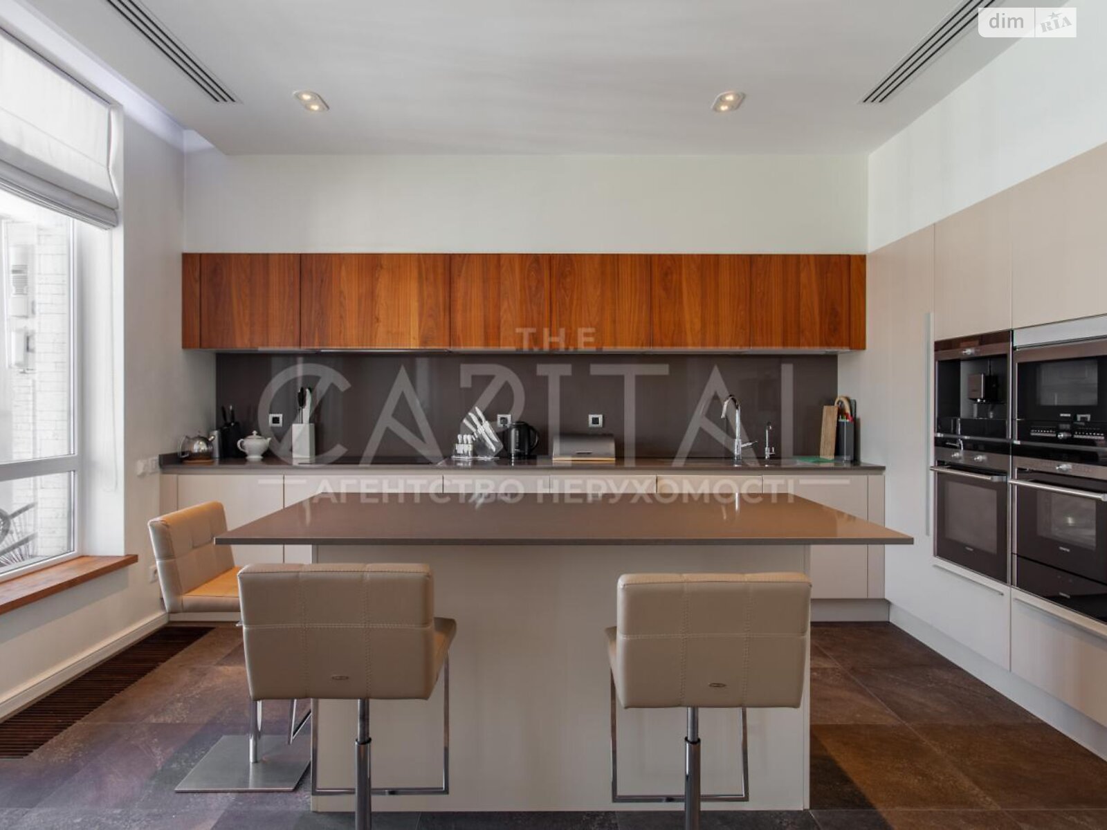 5-Room Apartment in Novopechersky Lipki Residential Complex