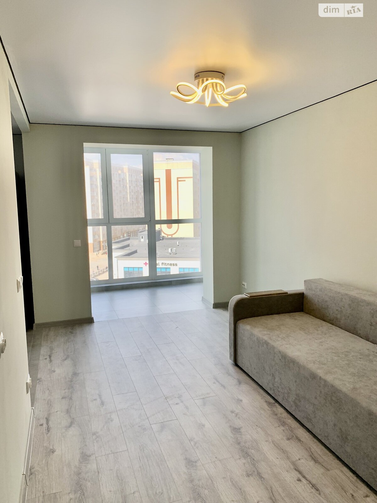 Modern Apartment with Designer Interior in Convenient Location