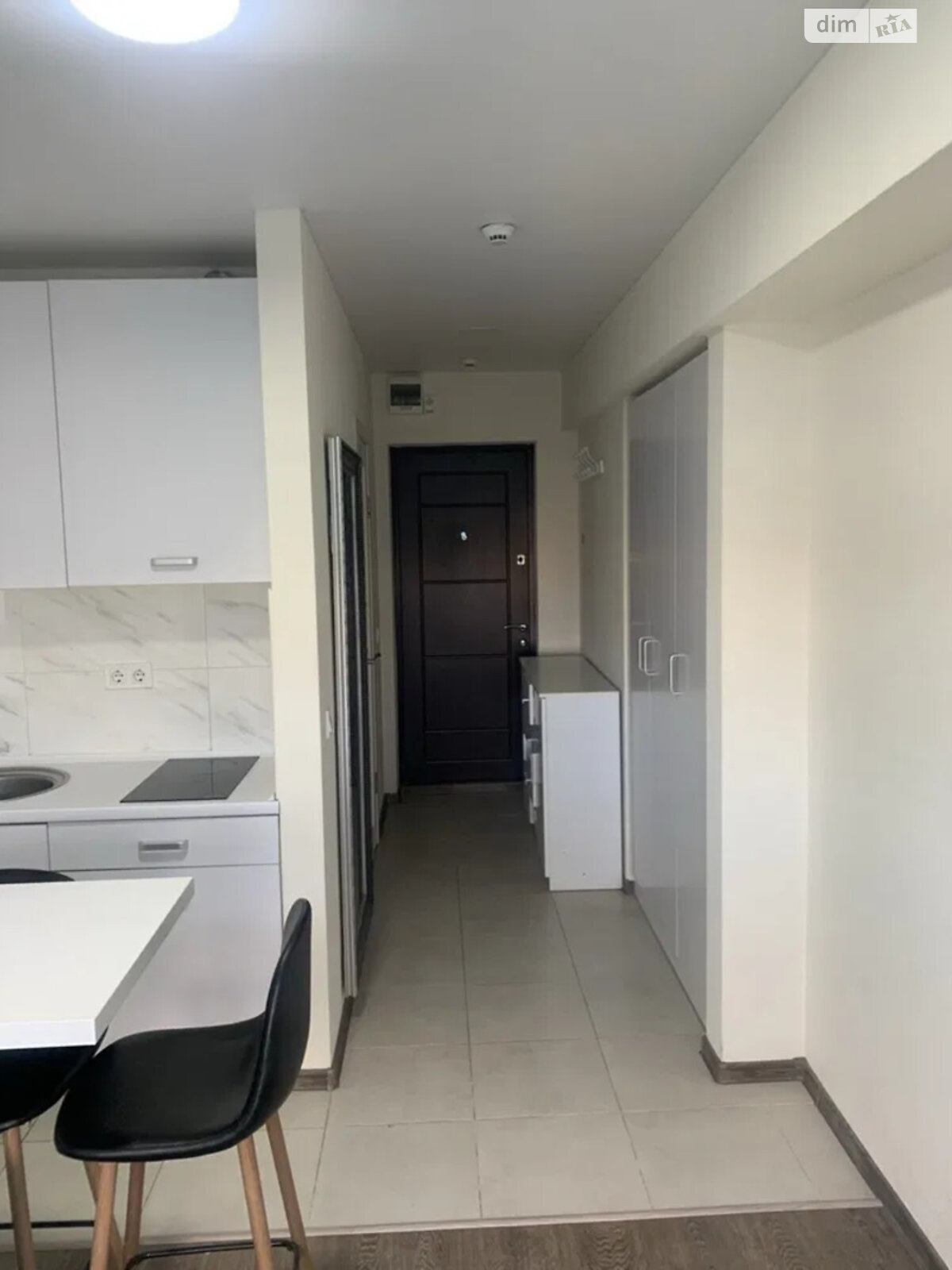 1-Room Apartment on Mashinostroitelnaya Street, 8th Floor