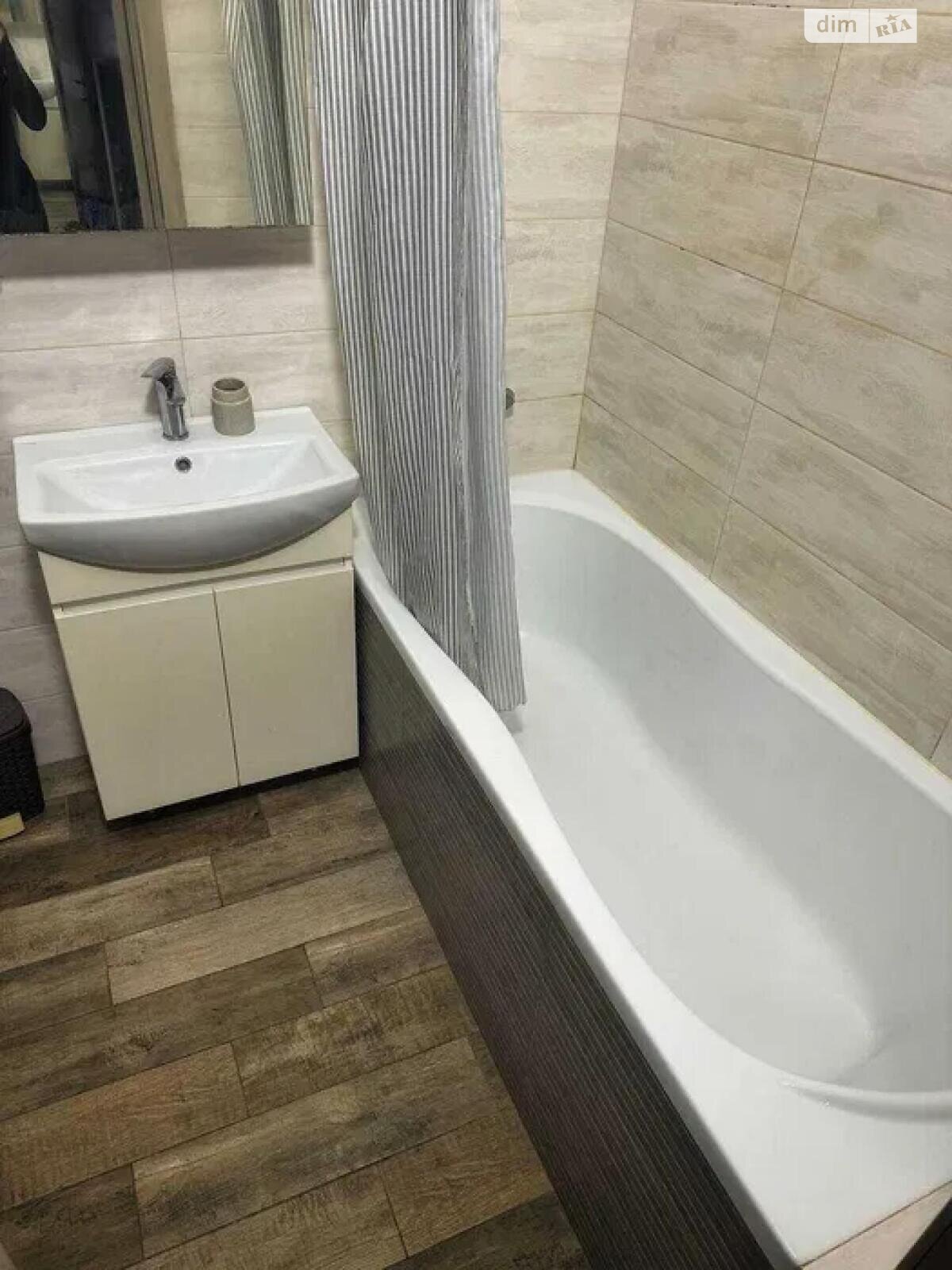 Long-term rental of a 1-room apartment on European Union Ave 45B