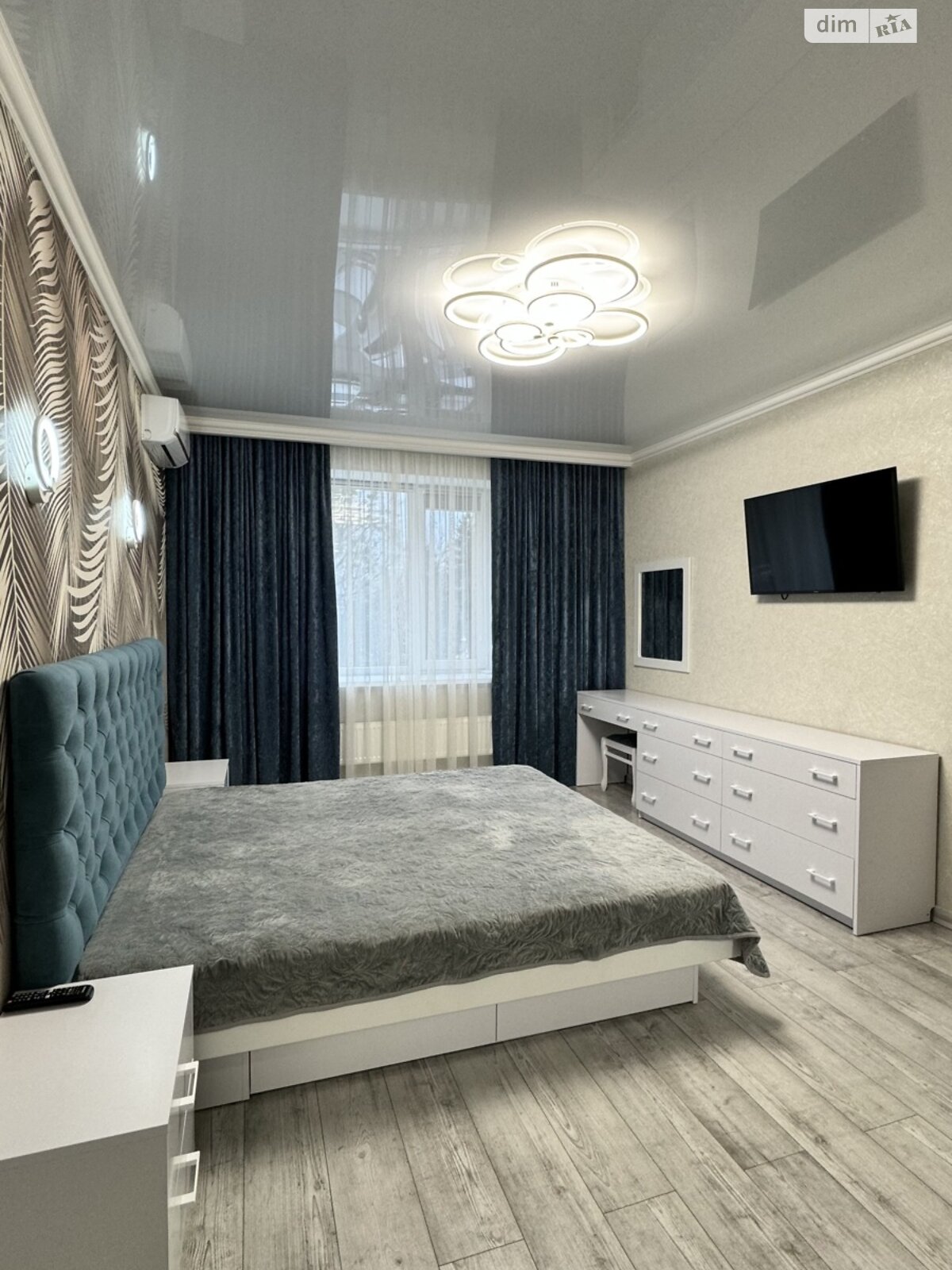 Comfortable Apartment with Individual Gas Heating in Podol District
