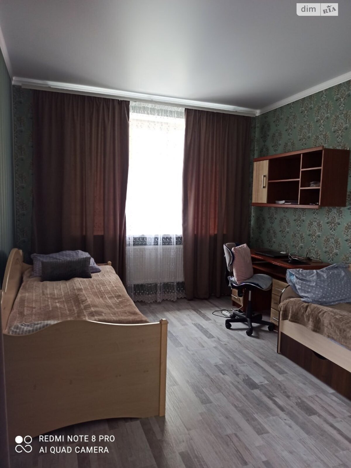 3-кімнатна квартира з індивідуальним газовим опаленням