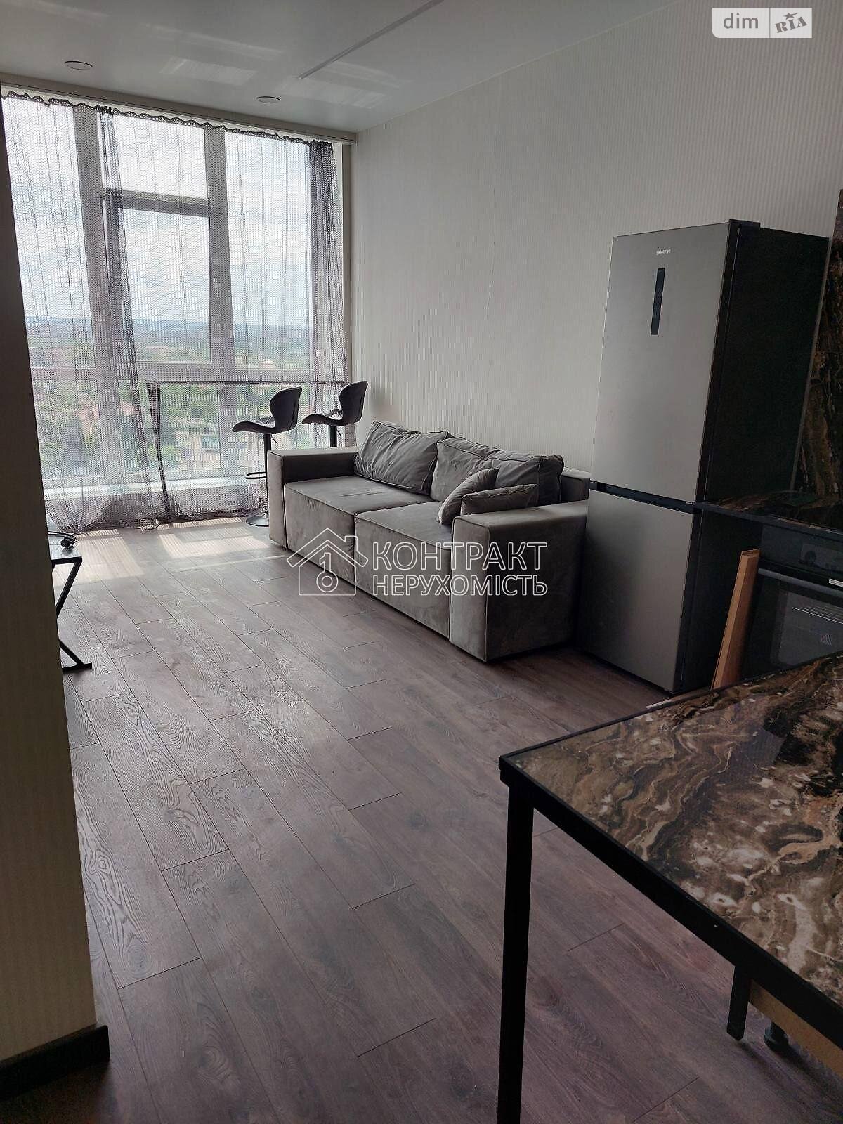 Stylish 1-bedroom apartment with panoramic windows on 12th floor