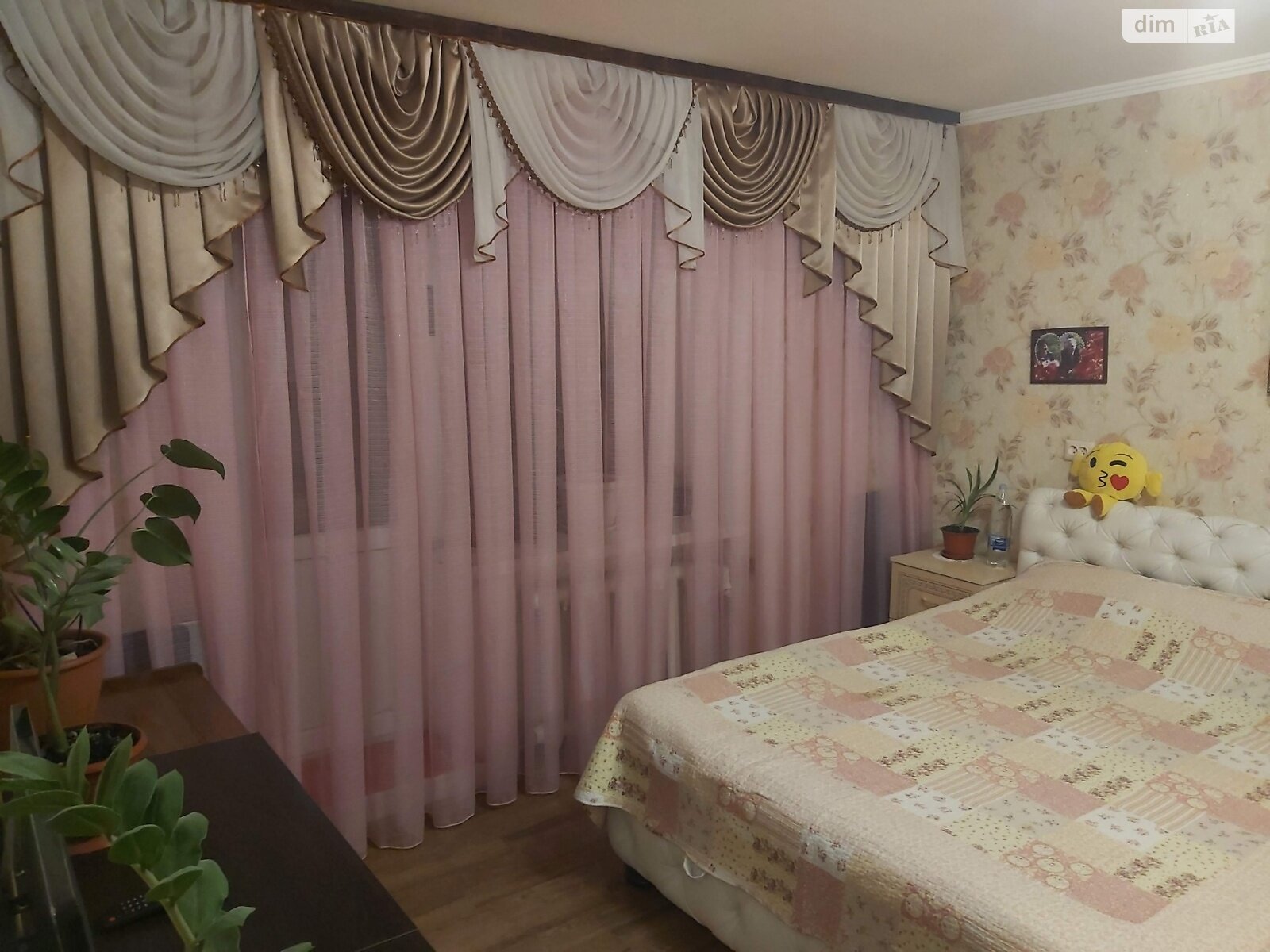 1-кімнатна квартира в районі 'Мрія', з повним меблюванням, поруч із транспортом