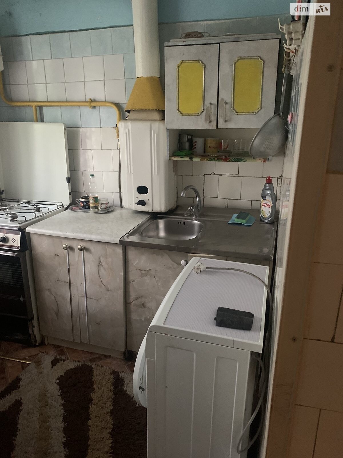 Separate rooms, cosmetic repair, good living condition with furniture and appliances