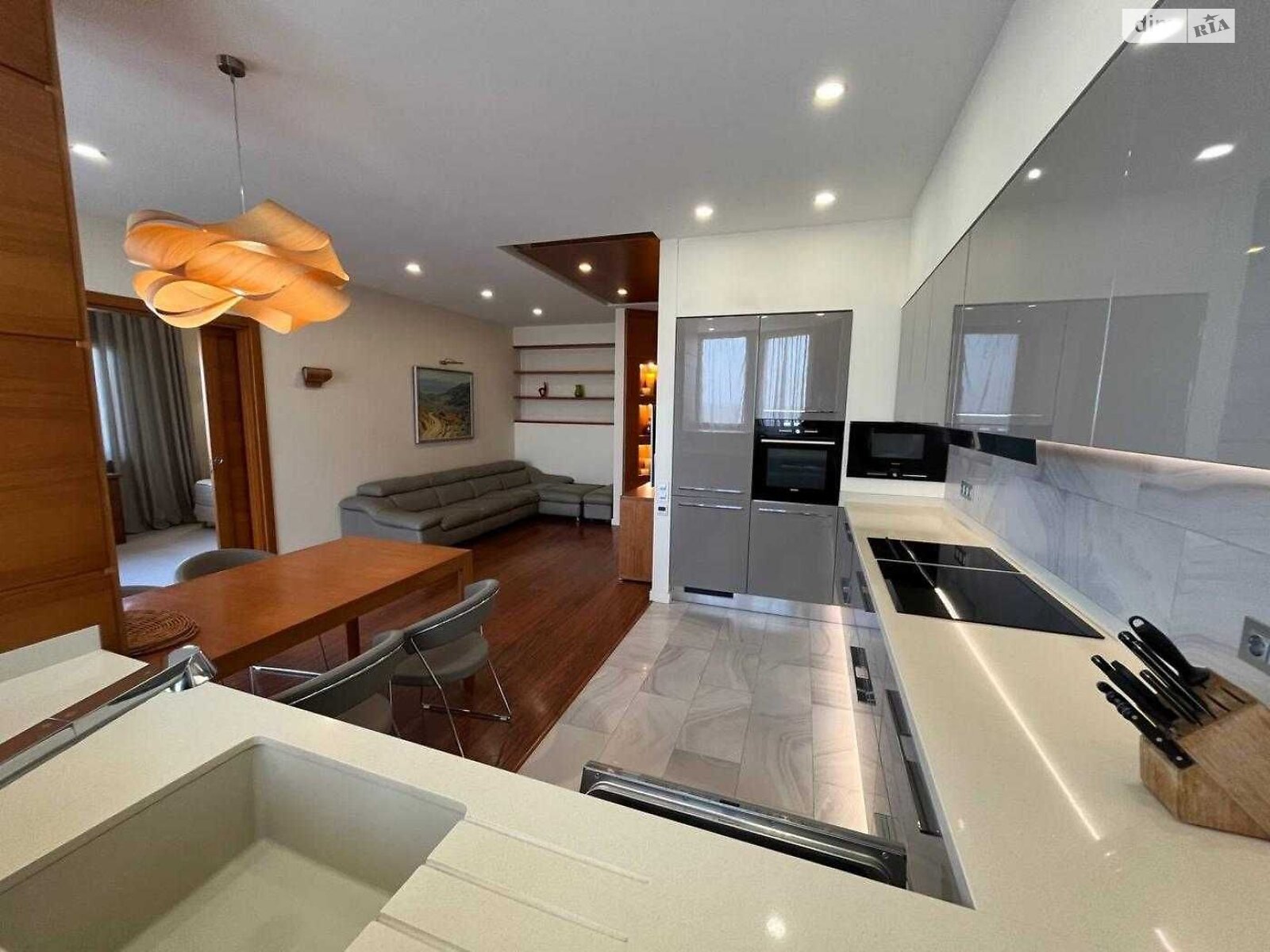 2-Room Apartment near Natalka Park with Dnipro River View