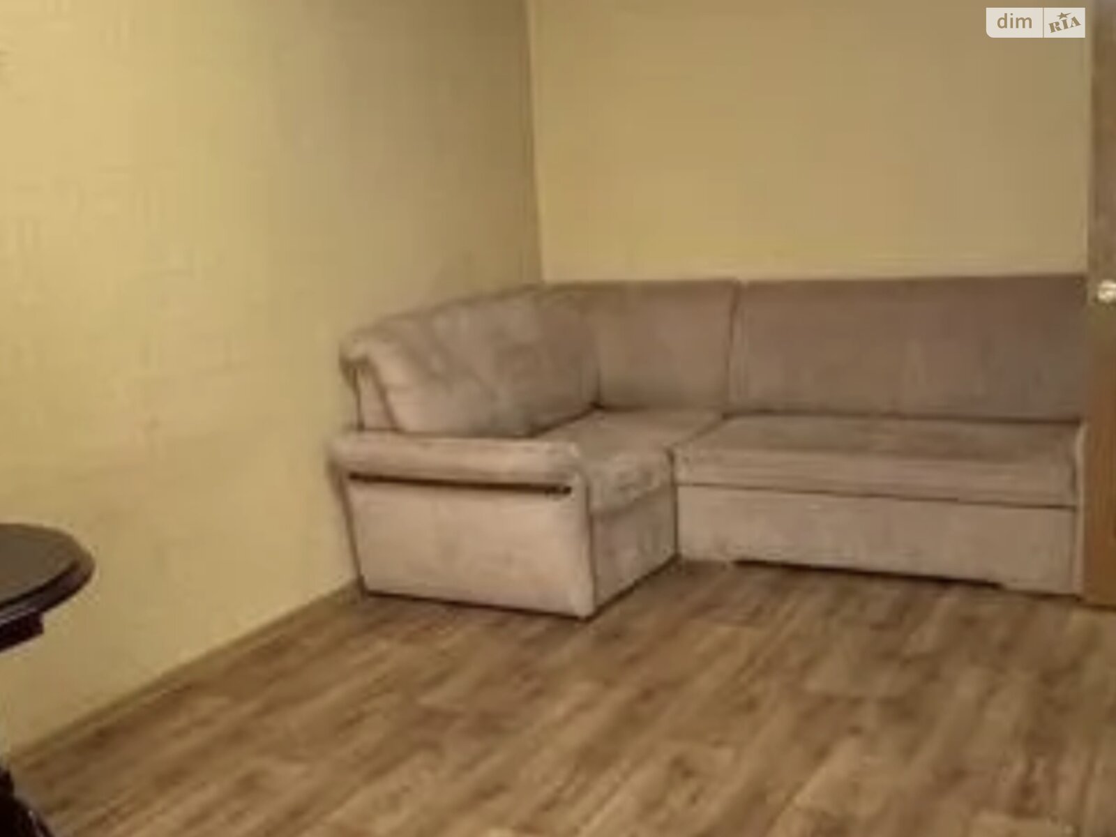 2-Room Apartment on Rabochaya 24, Near Antonovicha