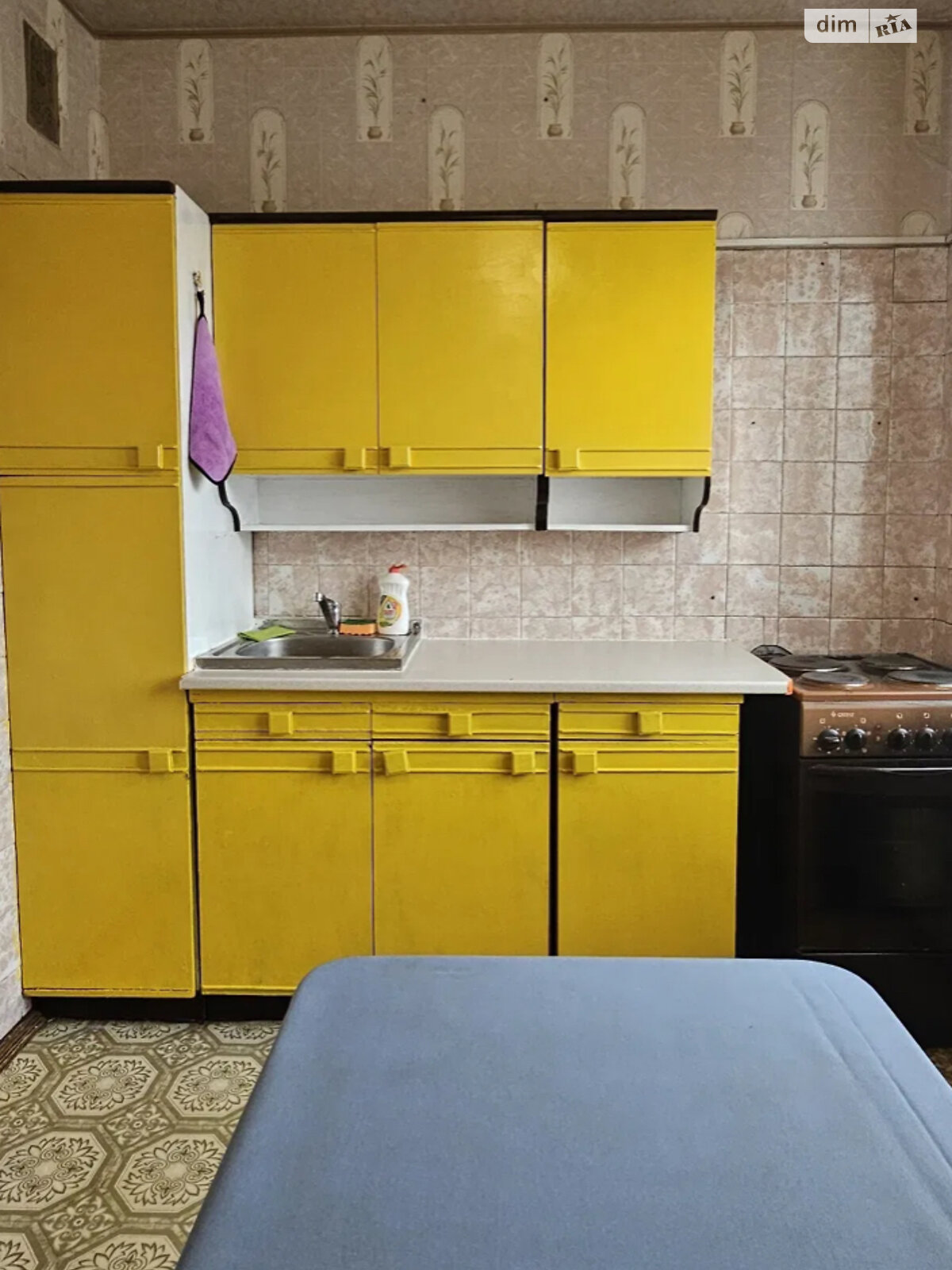 Two-room apartment with separate rooms, parquet floors, and balcony