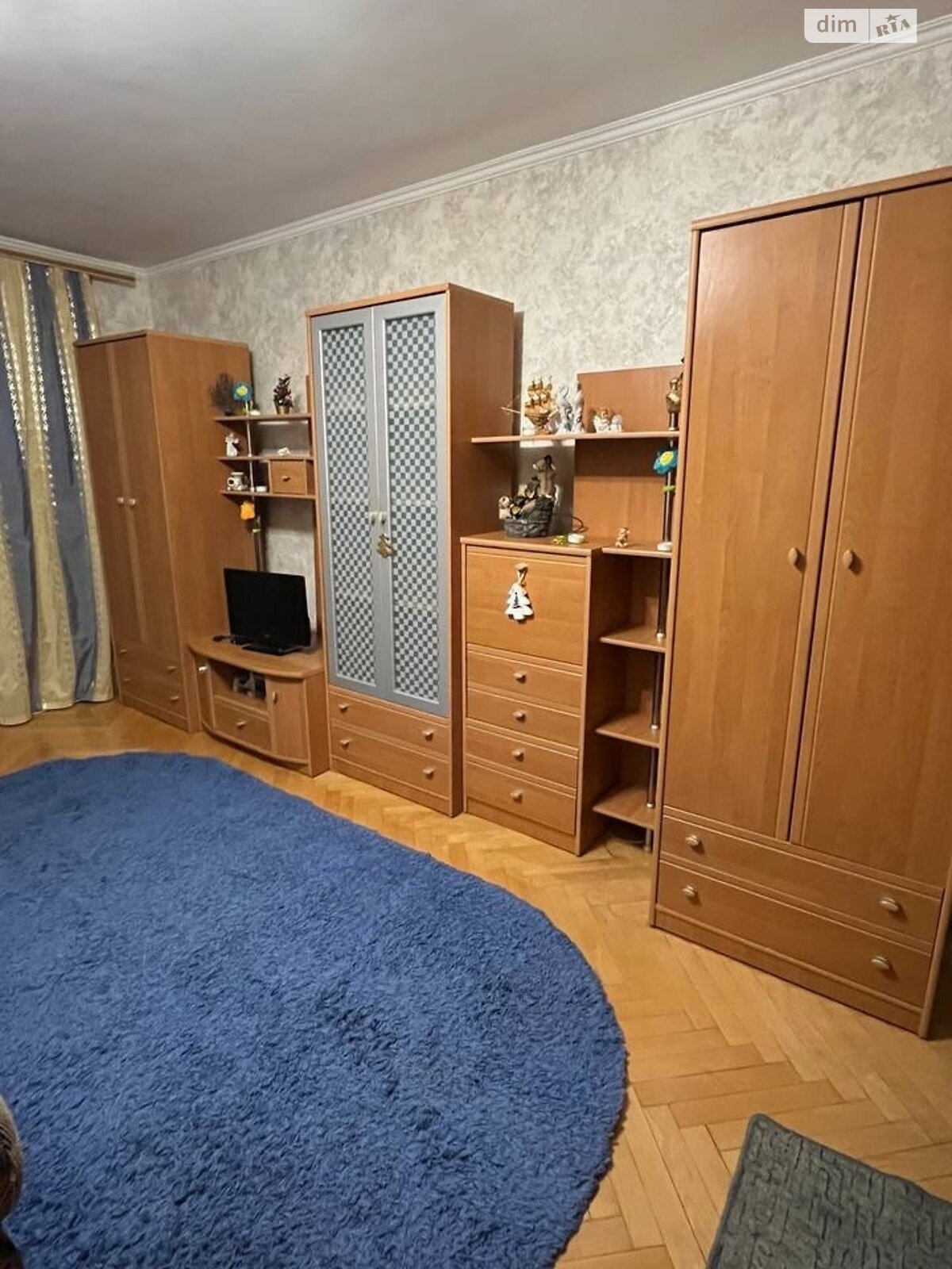 Bright one-room apartment on Naukova Street with full furnishing