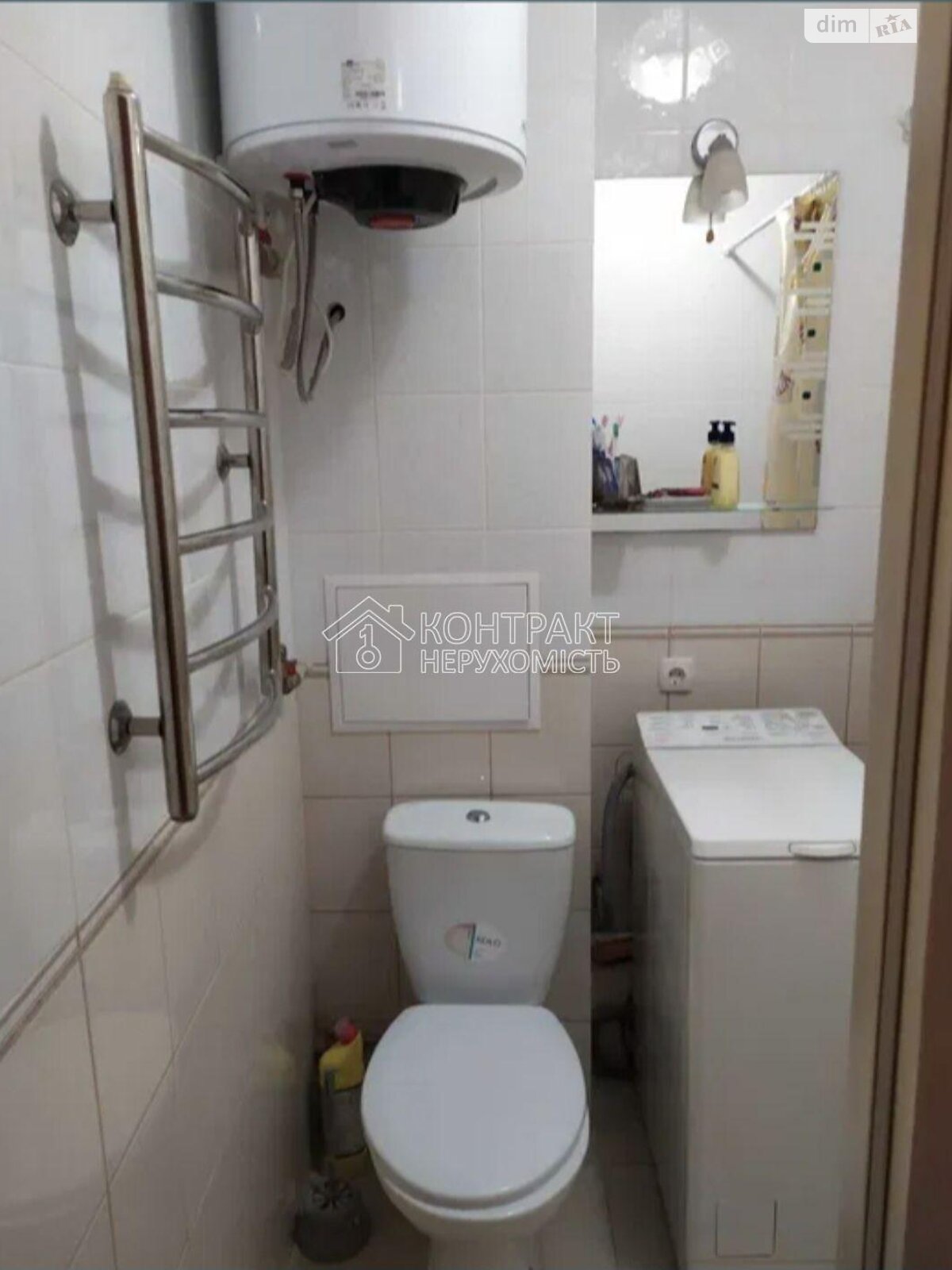 1-Room Apartment on Newton Street, Well-Renovated