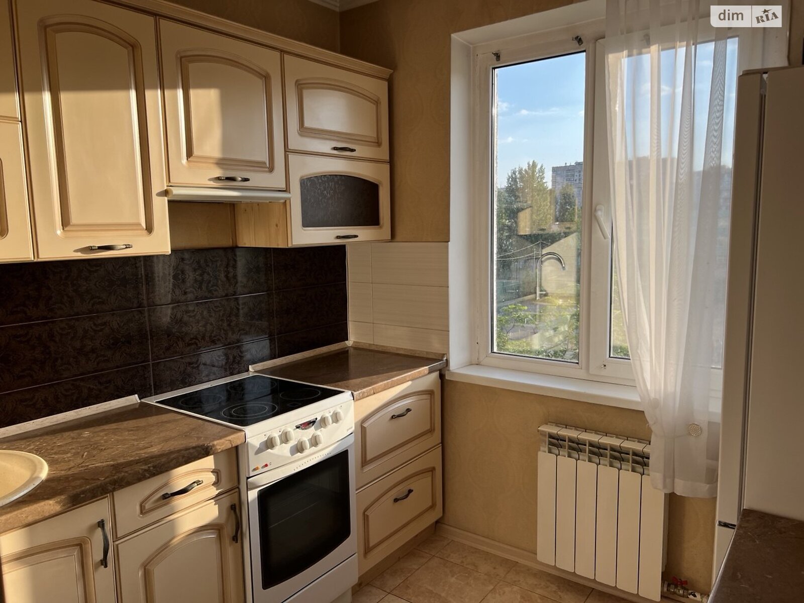 Two Separate Rooms on Obolonskyi Avenue, Near Dnipro Embankment