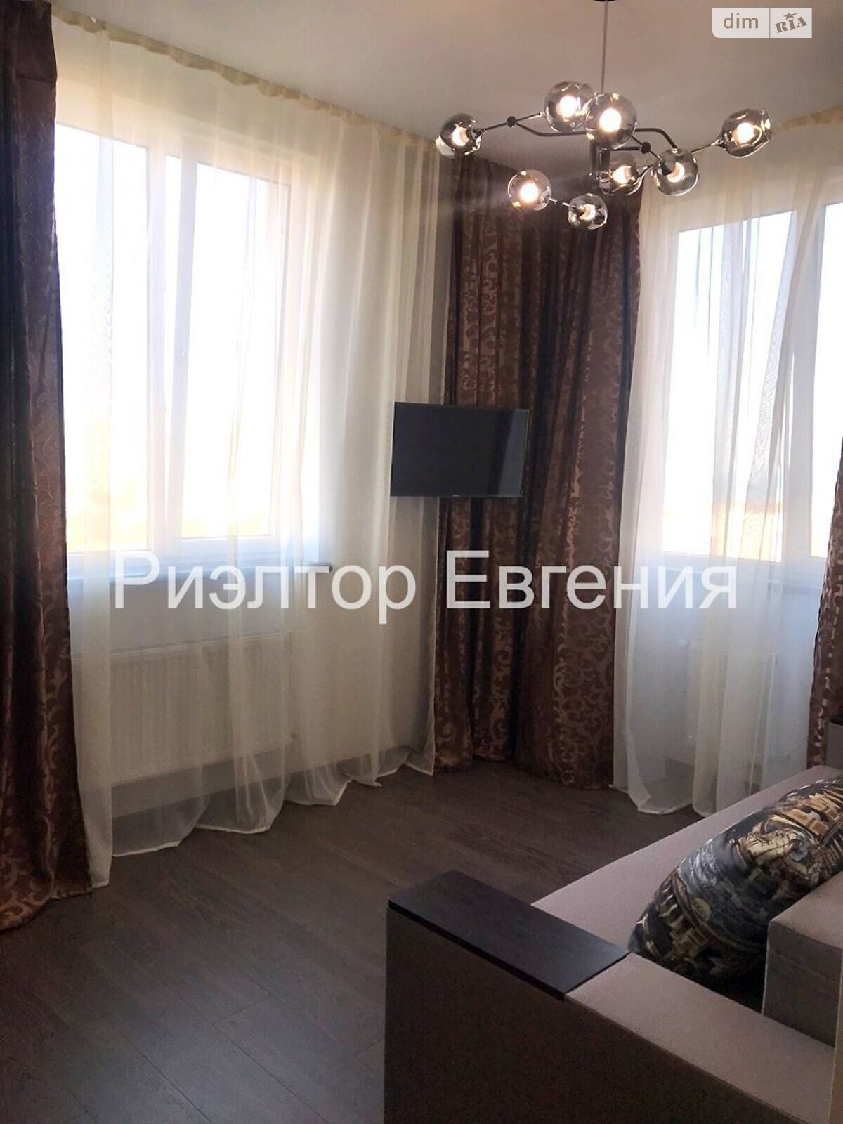 Stylish Apartment in Arcadia with Sea View