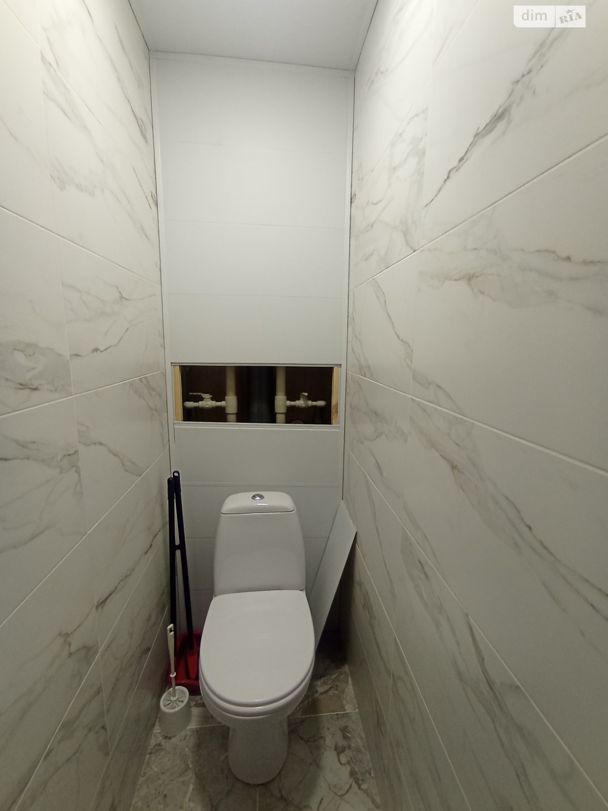 2-Room Apartment near Metro with Comfortable Furnishings