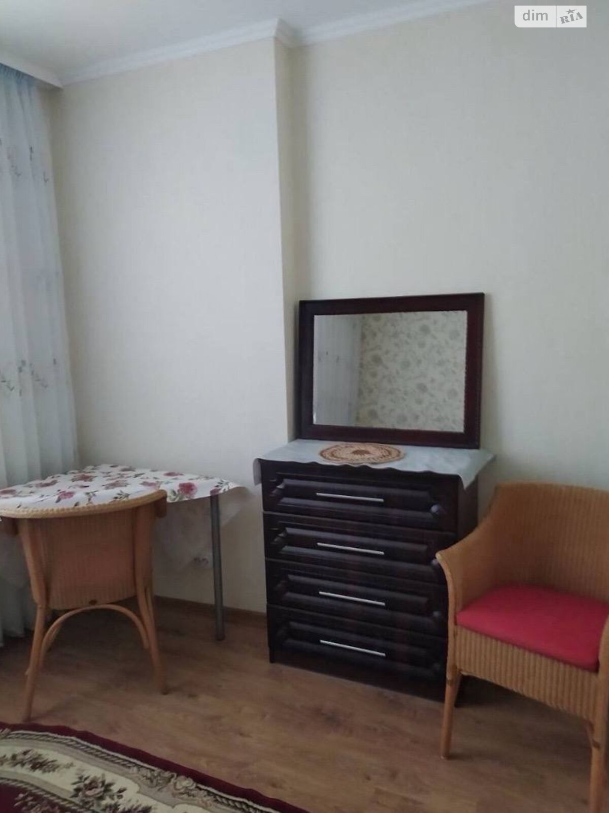 Озёрная көшесіндегі 2-бөлмелі пәтер, толық жабдықталған