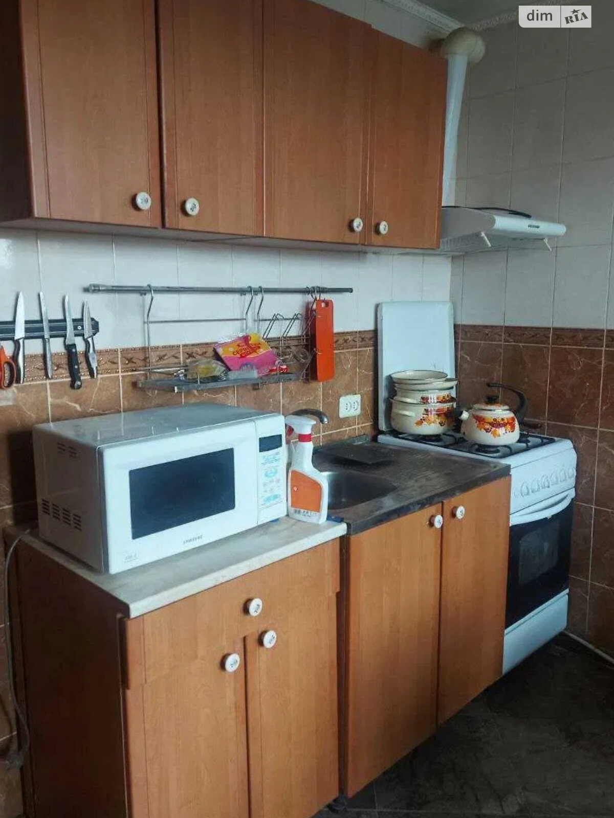 1-Bedroom Apartment on Berezniakovska Street