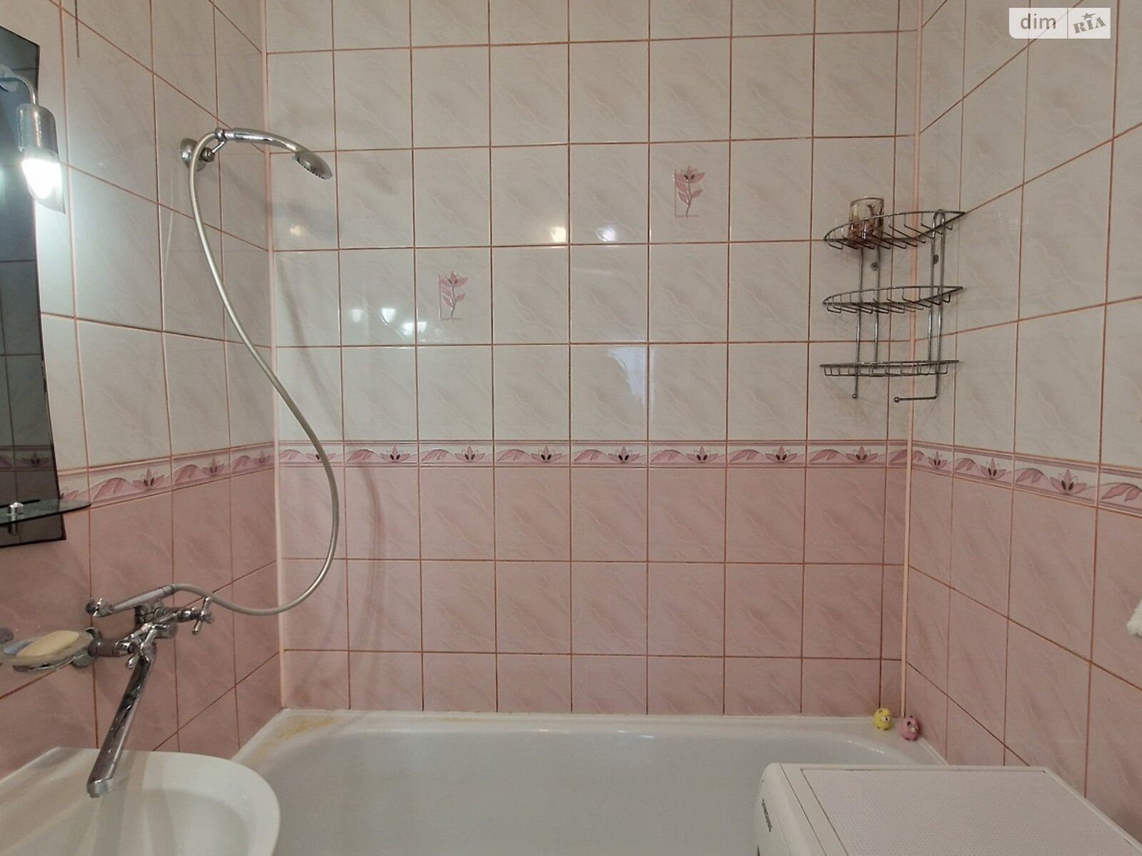 3-Room Apartment on Onokovskaya Street, 5th Floor