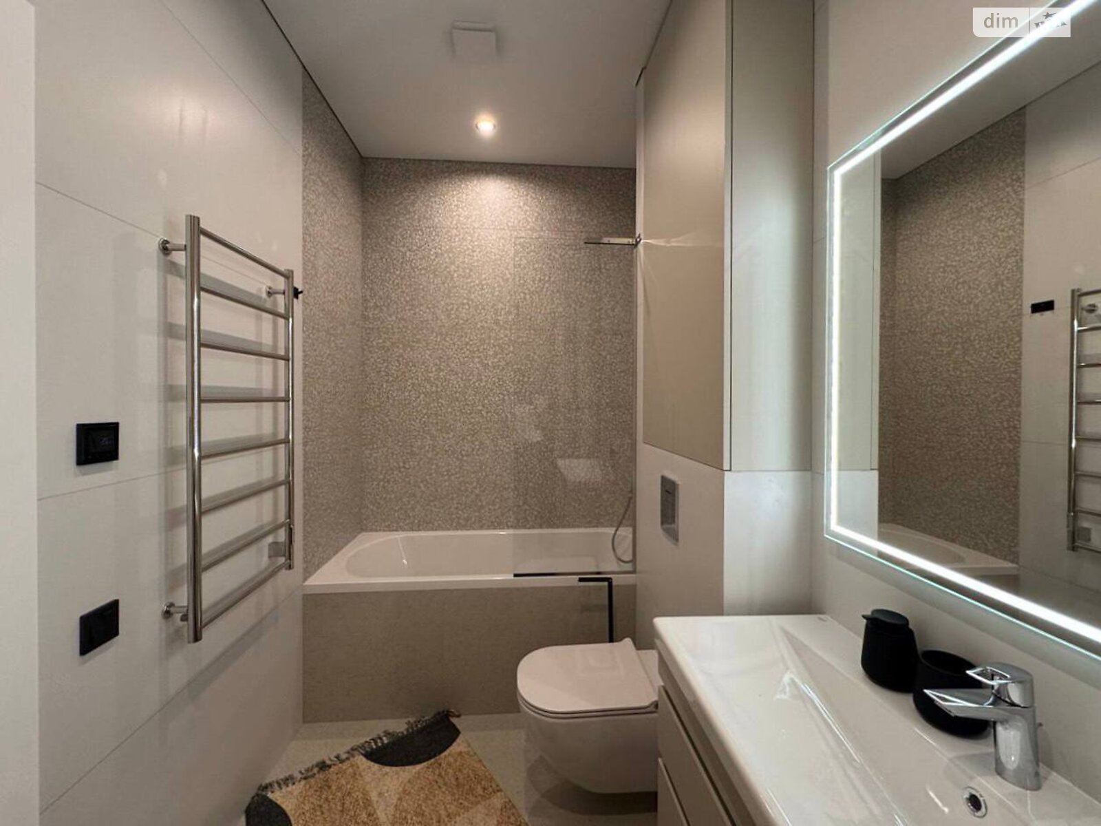 3-Room Business Class Apartment in Geneva Complex