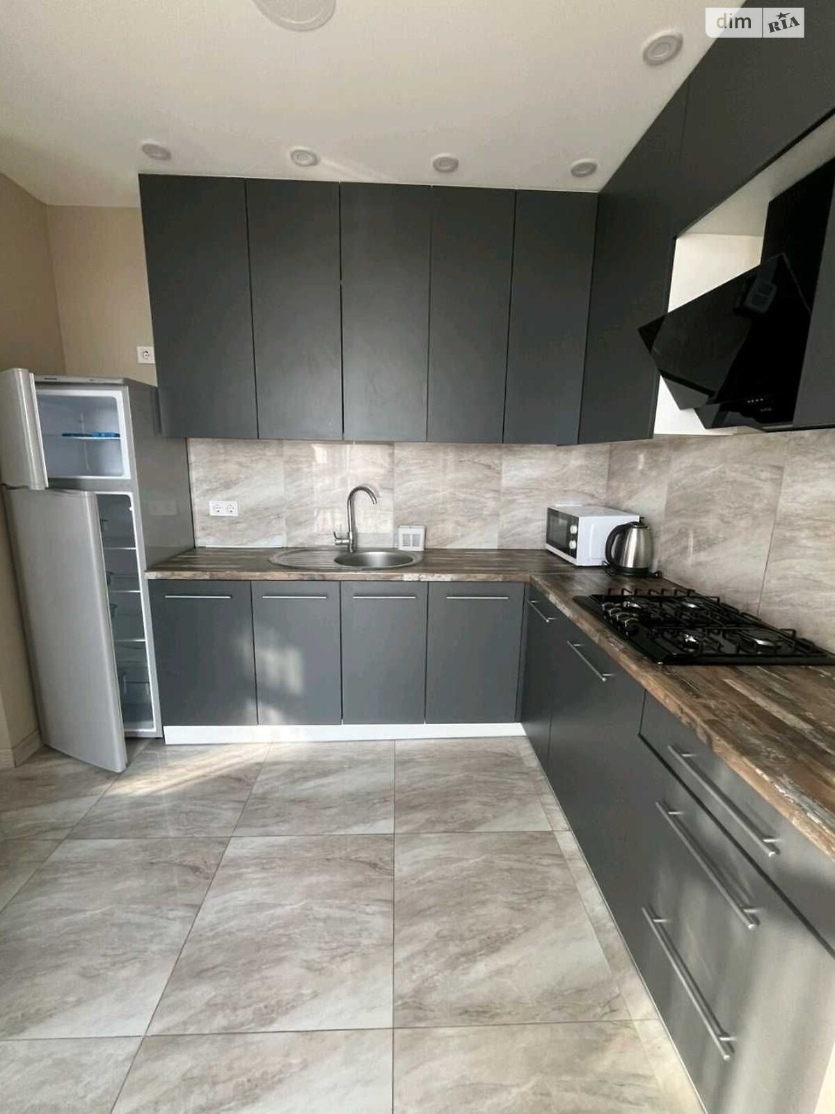 1-комнатная квартира в ЖК «Счастливый-1», 43м², 4 этаж, с мебелью