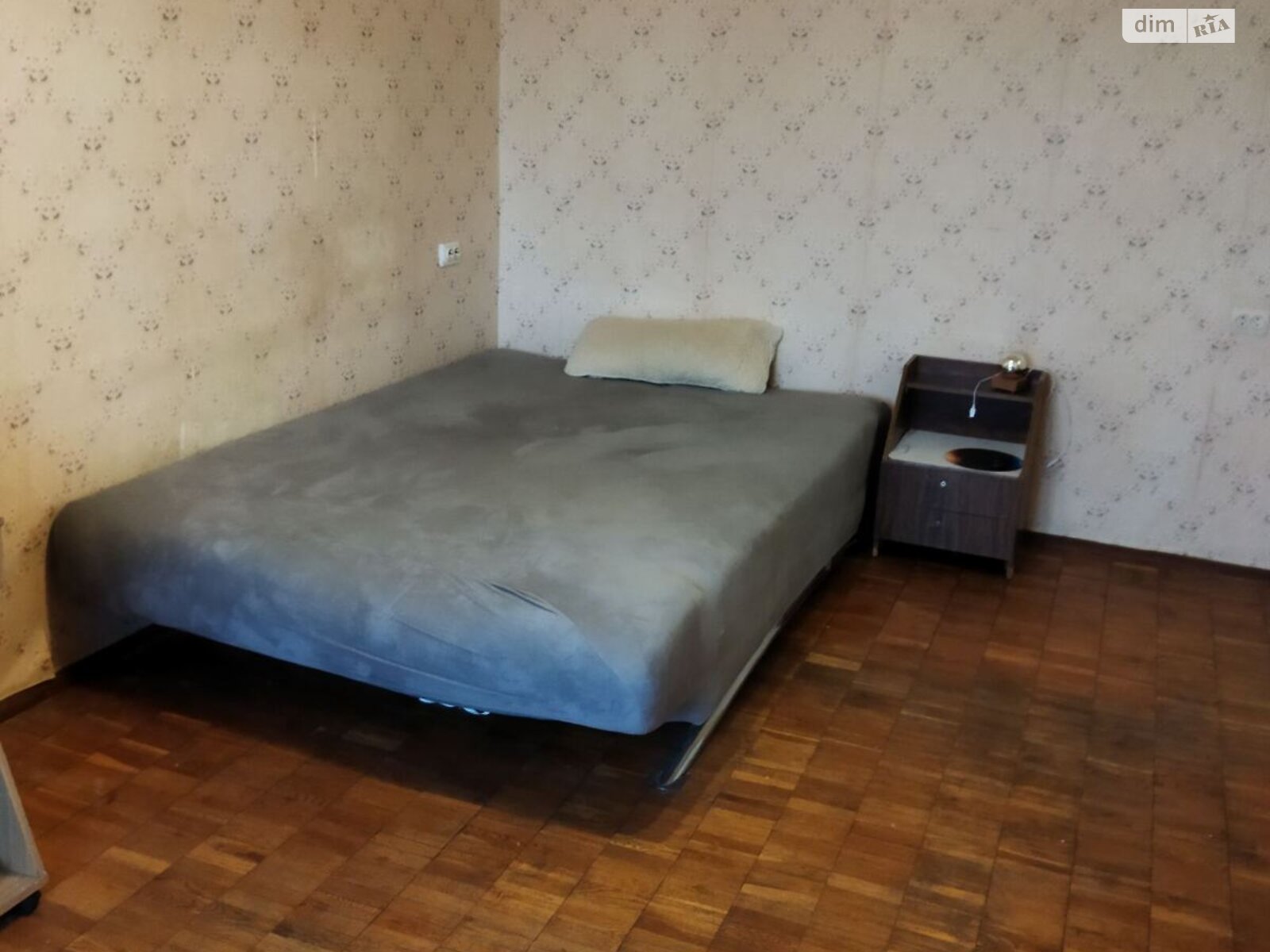 2-room separate apartment in Dniprovskyi district, Berezniak, Mykolaichuk Street