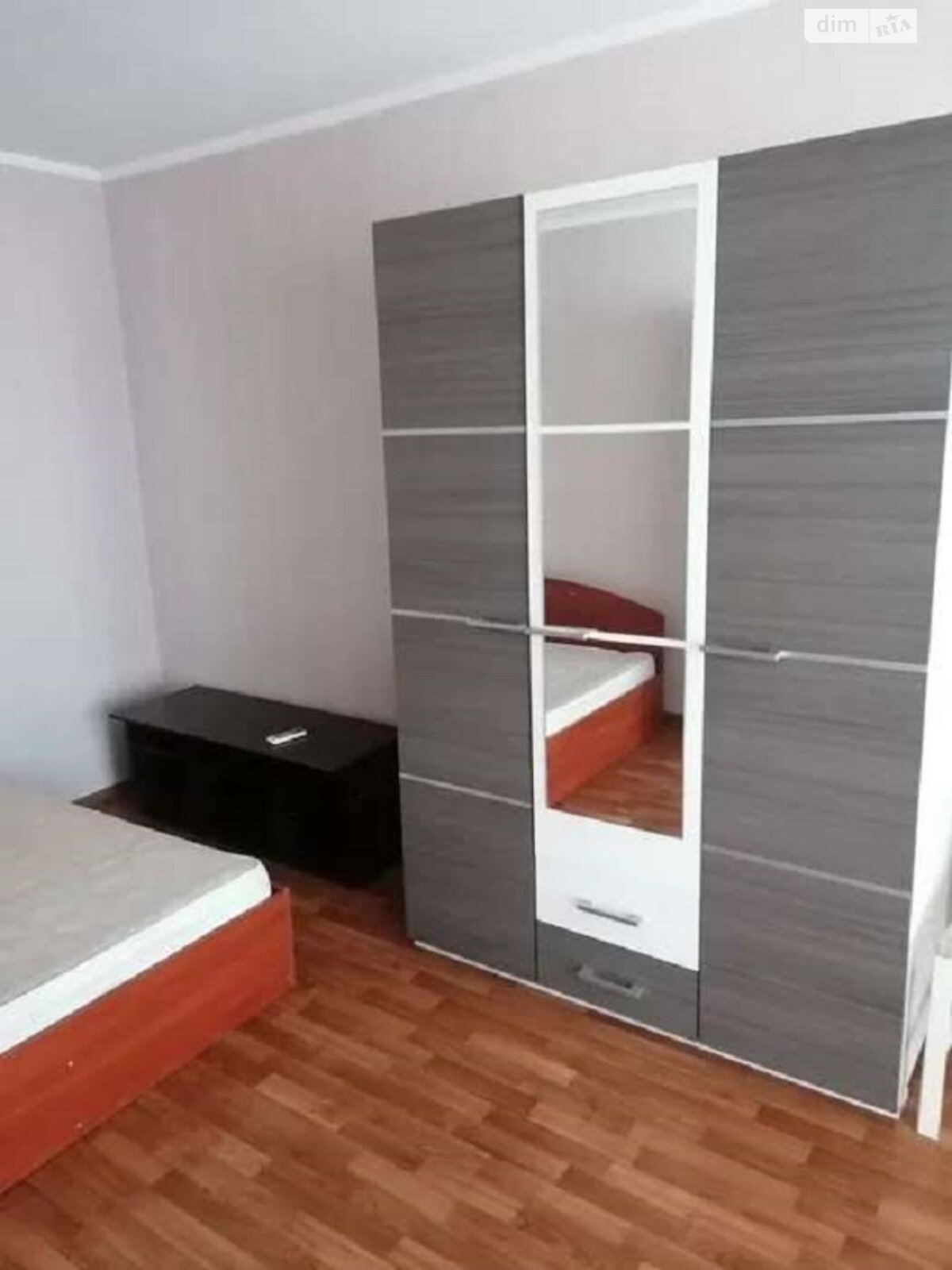 2-Room Apartment near Obolon Embankment with Full Amenities