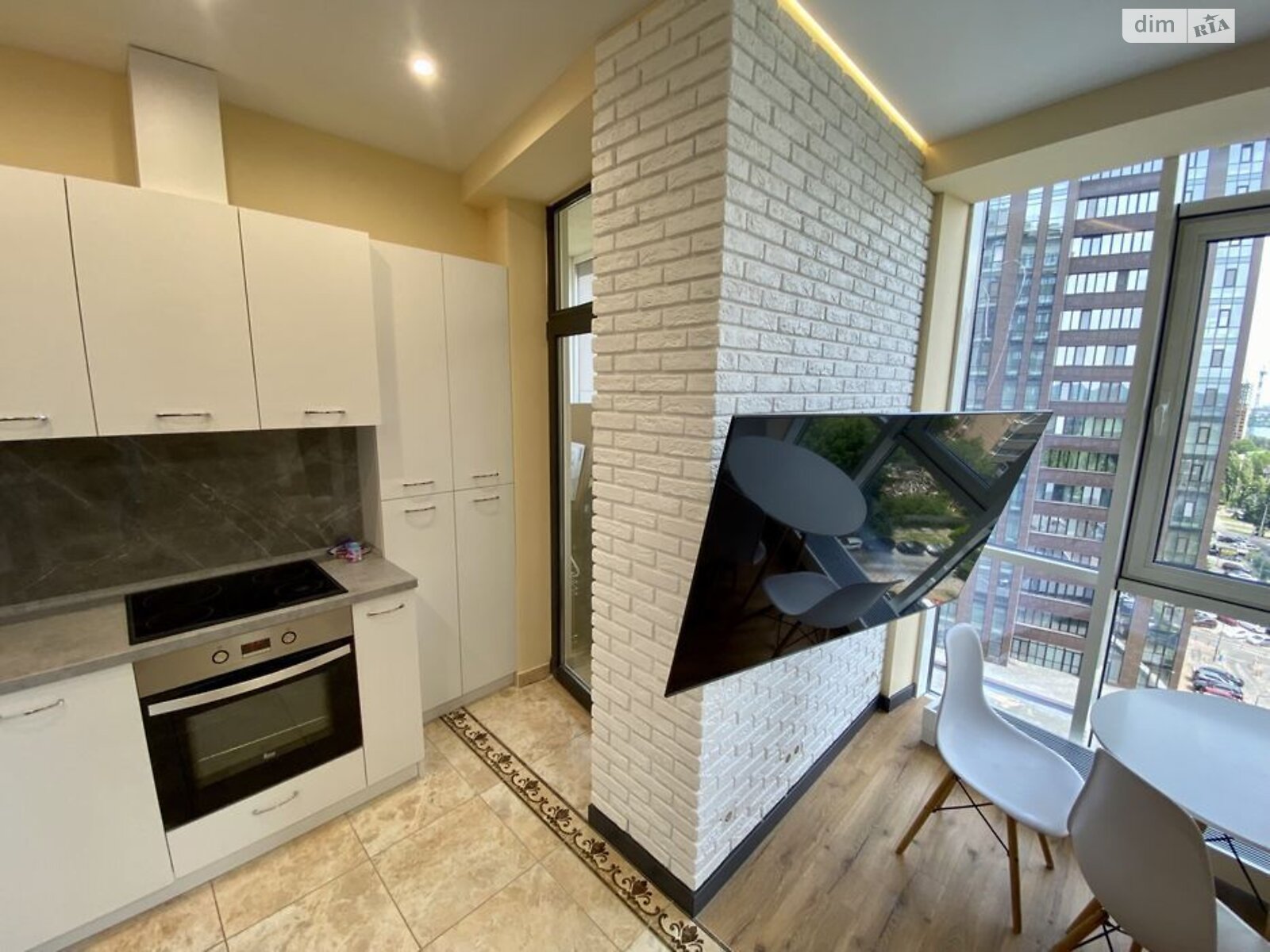 2-Bedroom Business-Class Apartment in Panorama Complex