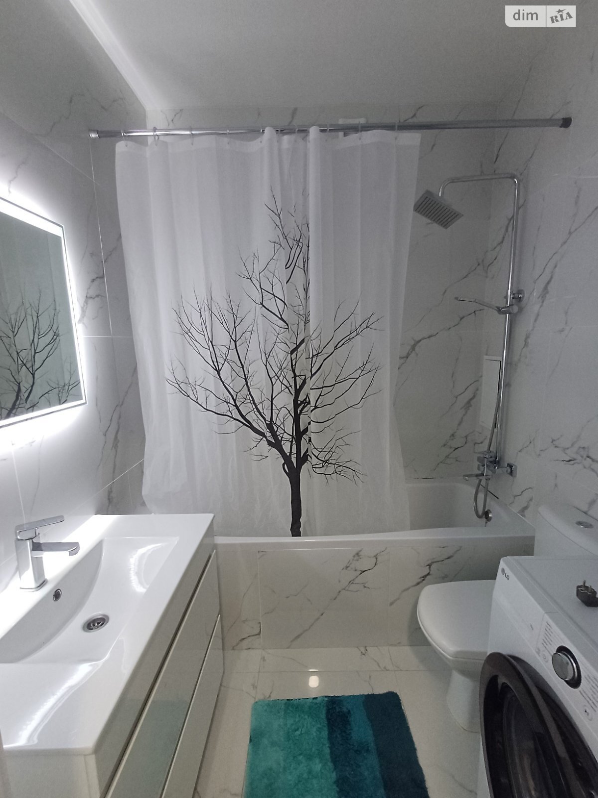 1-bedroom apartment with designer renovation near park