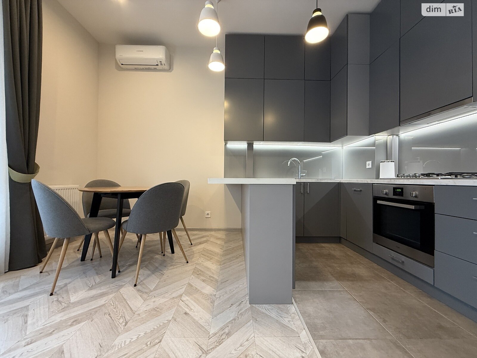 1-Bedroom Apartment with Studio Kitchen in Elite Forum Apartment Complex